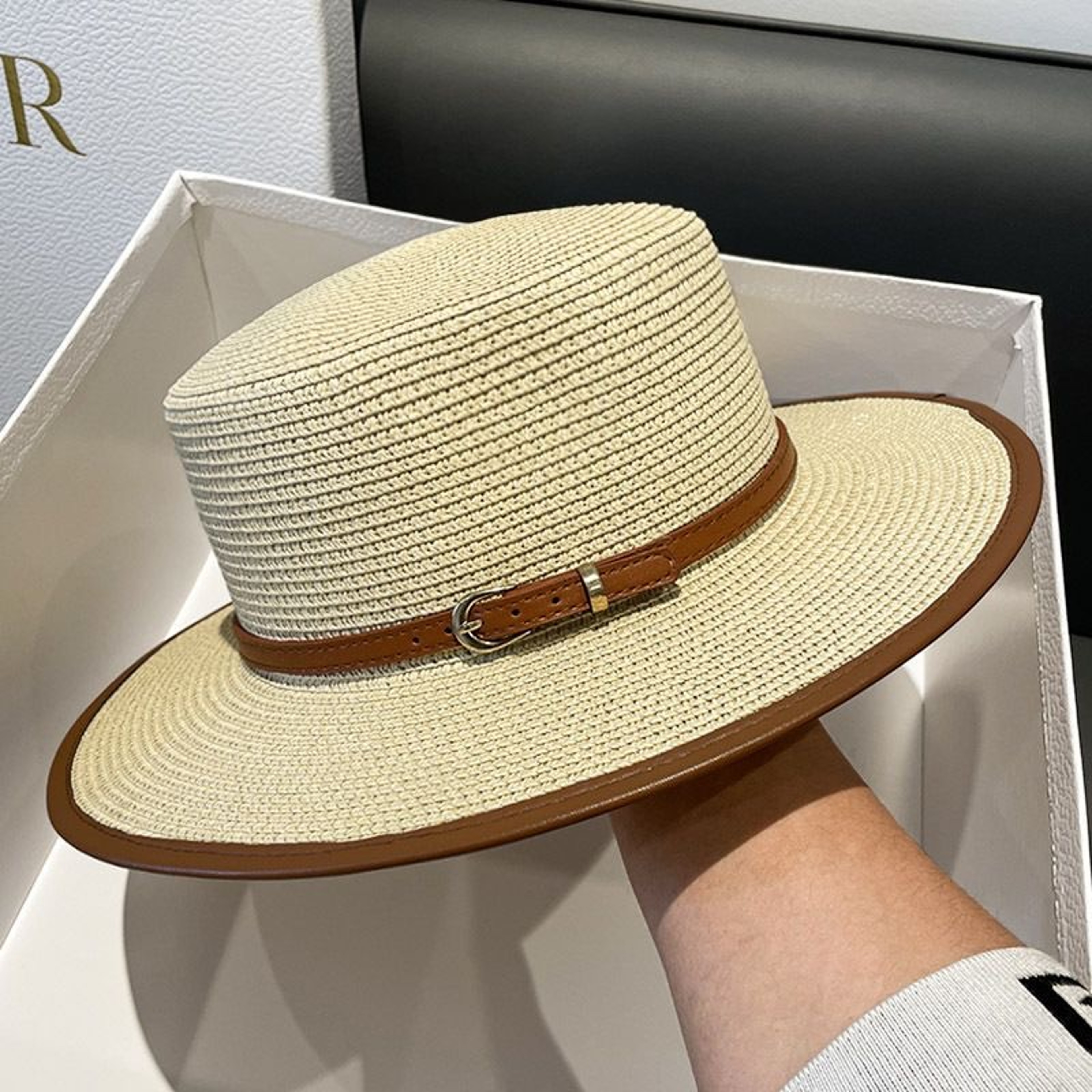 Womens Flat Top Straw Sun Hat For Beach Vacation And Summer Style 6