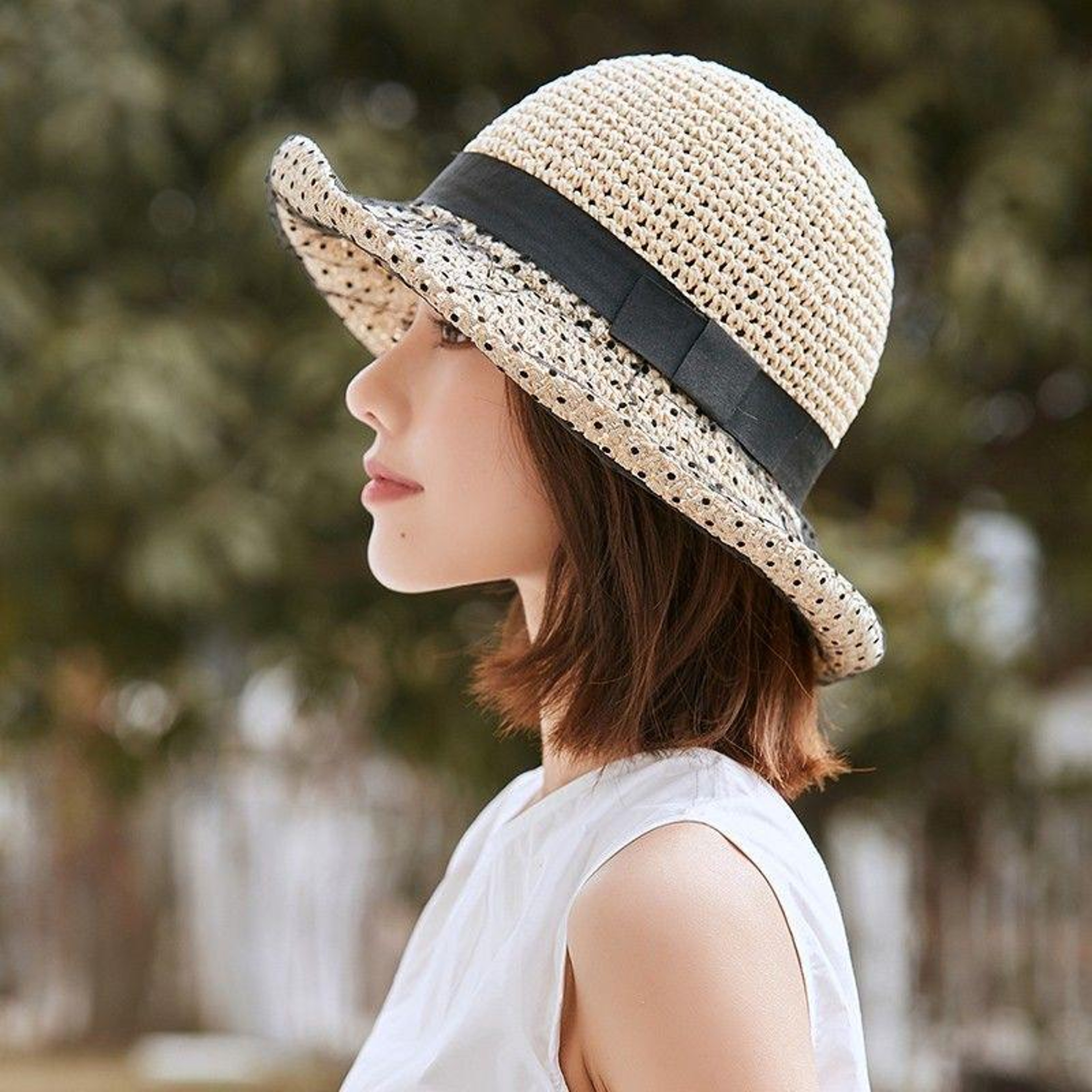 Wide Brim Straw Sun Hat For Women  UV Protection Beach  Travel Sun Hat 4