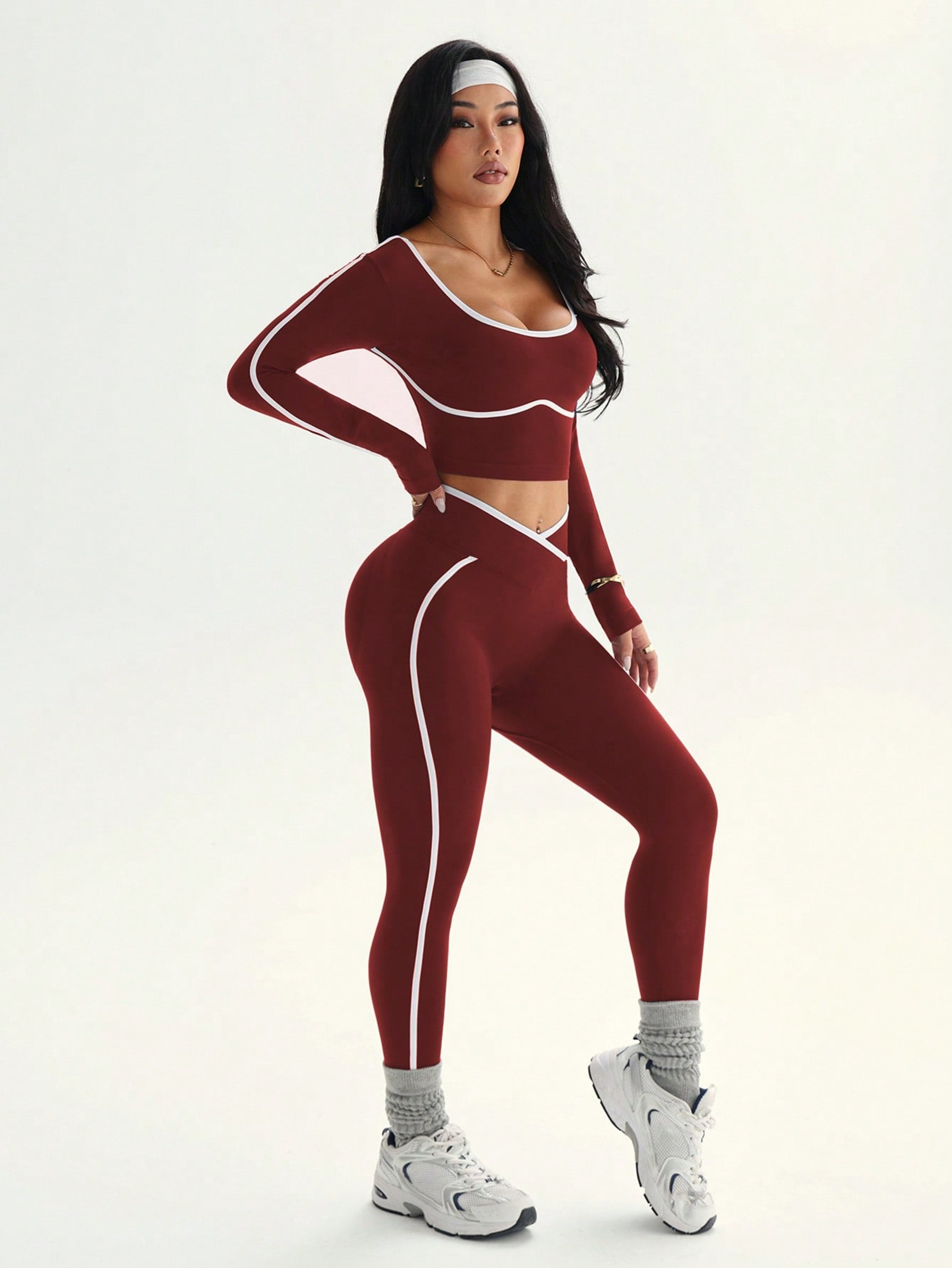 Womens Yoga Set with Long Sleeve Yoga Top and Stretch Yoga Pants – view 6