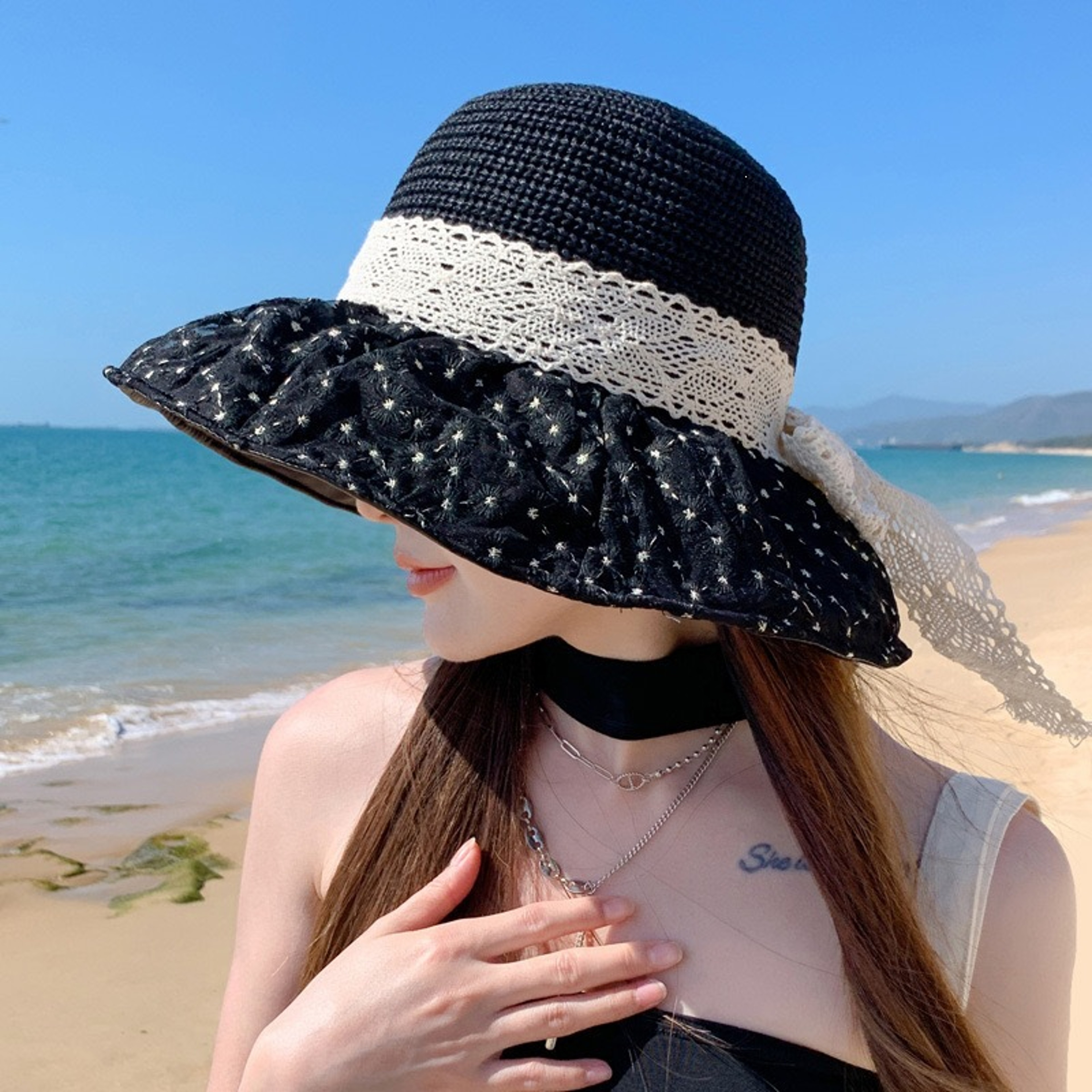 Chic Daisy Wide Brim Straw Hat Foldable Beach Vacation Sun Cap – view 2