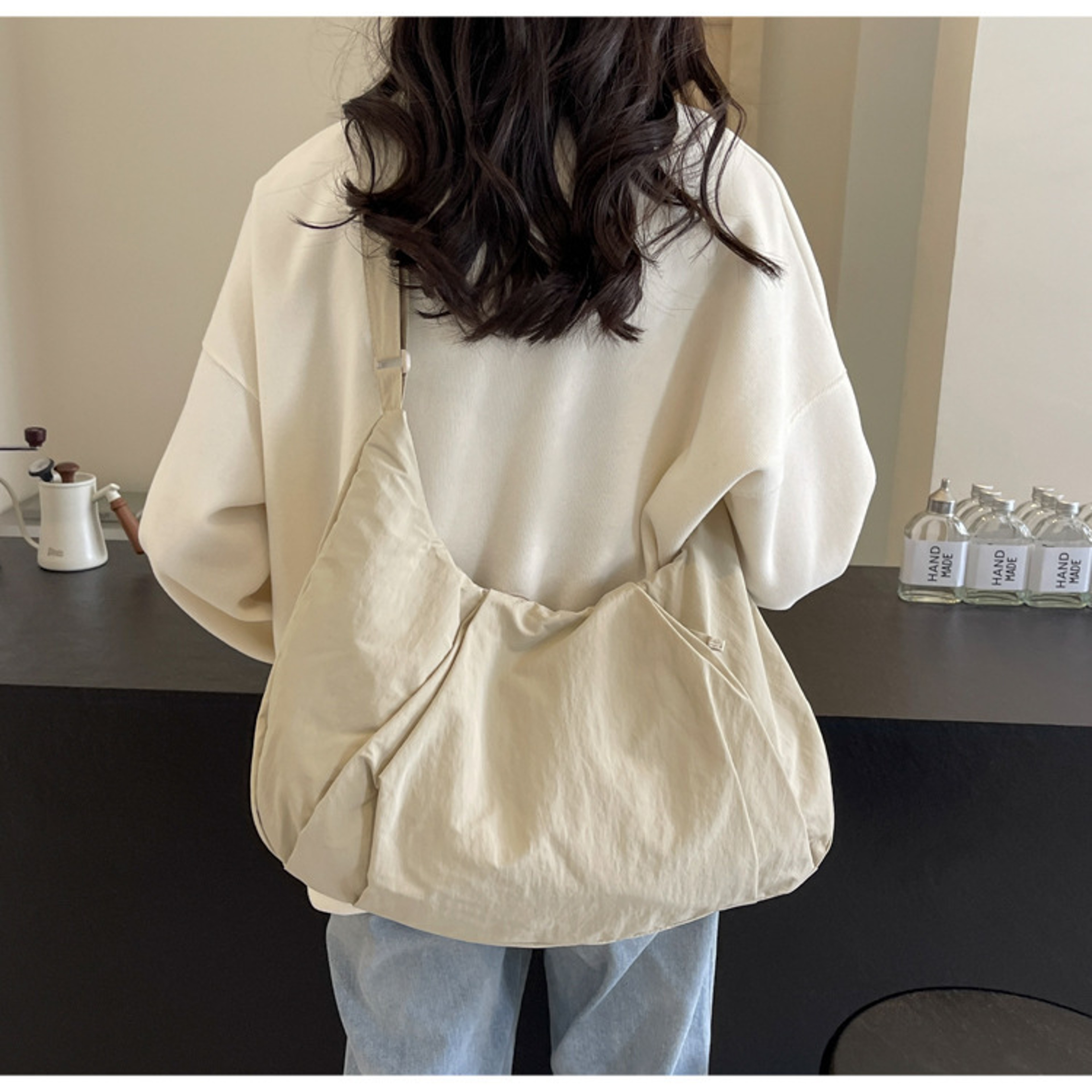 AuraFlex Large Capacity Lightweight Dumpling Bag for Women – view 4