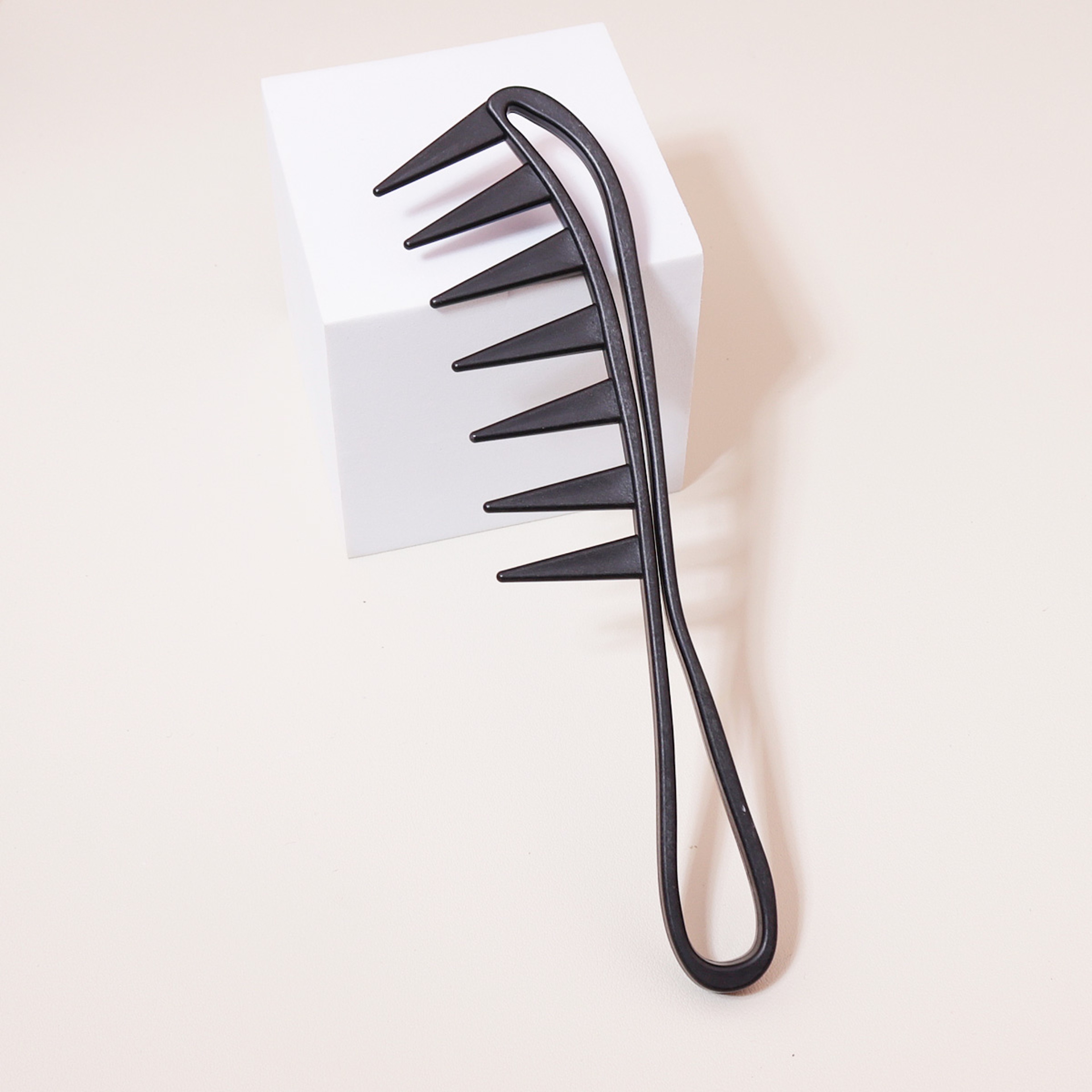 Large Hair Comb with Wide Teeth, Shun Hair Hair Removal Comb, Suitable for Dry and Wet Hair for Men and Women – view 9