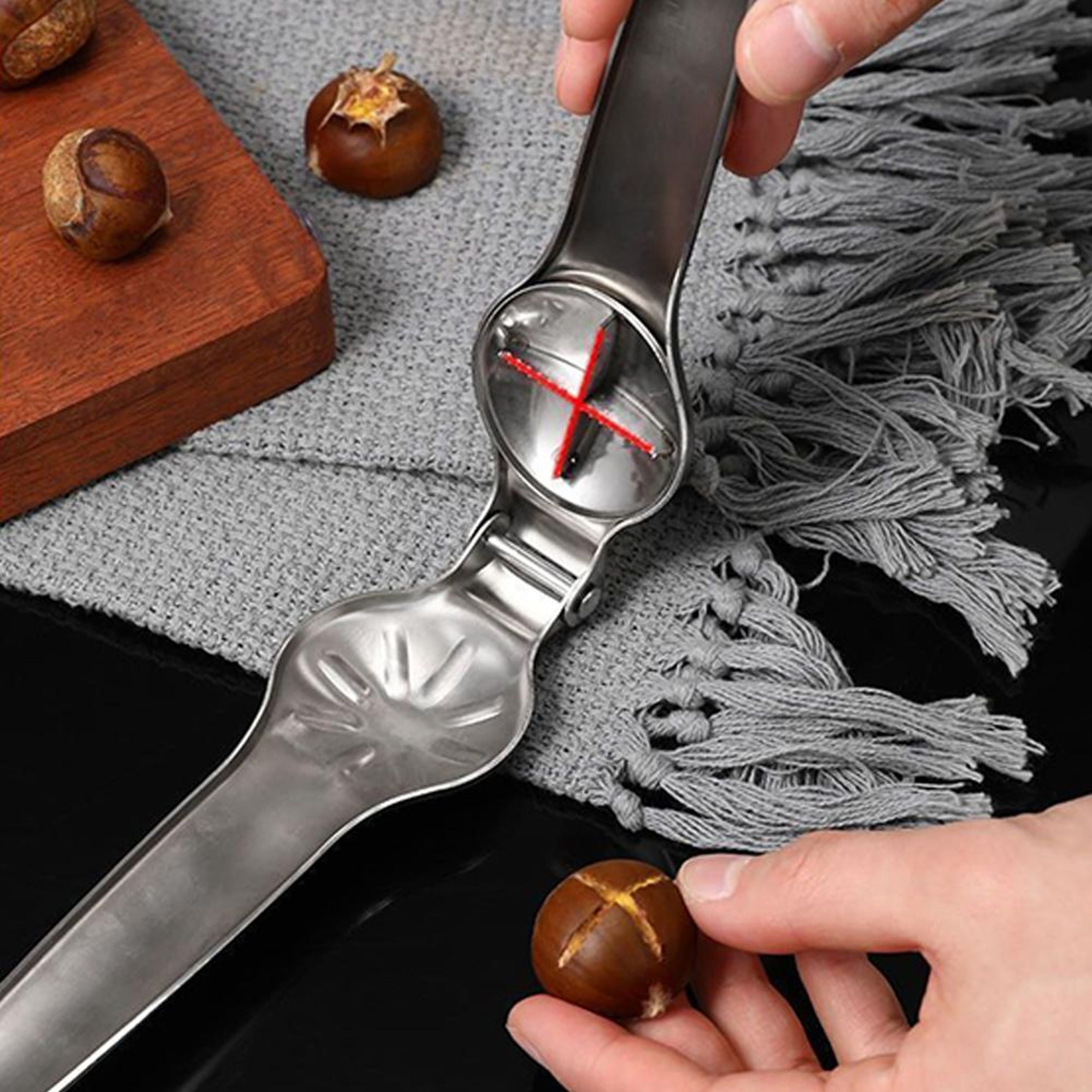 Quick Clip Walnut Pliers Stainless Steel Chestnut Opener Nut Cracker Sheller Kitchen Tools 4