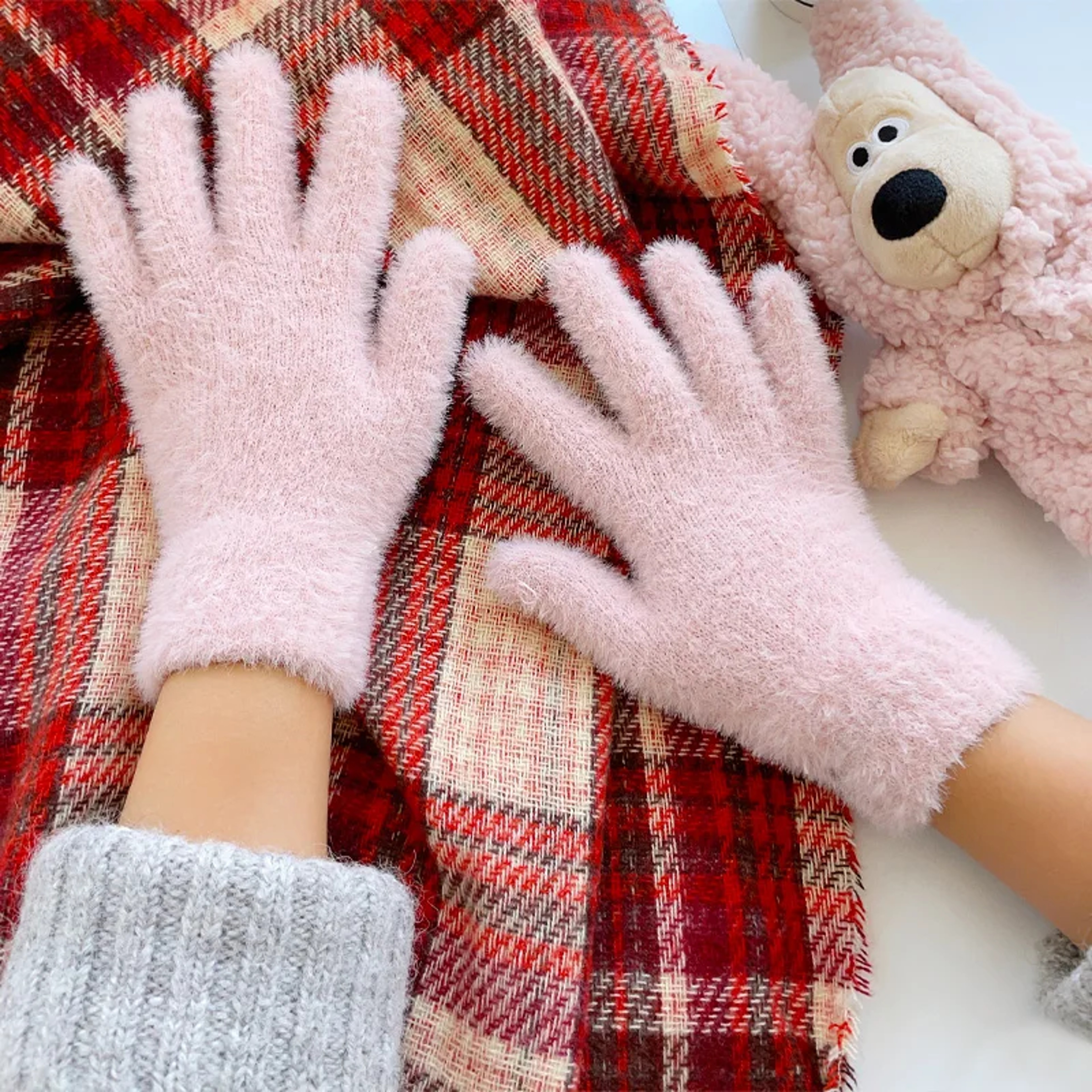 Fashion Winter Gloves, Mink Velvet Five Finger Gloves, Plush Warm Cold Proof Gloves, Women Cycling Outdoors Solid Colour – view 4