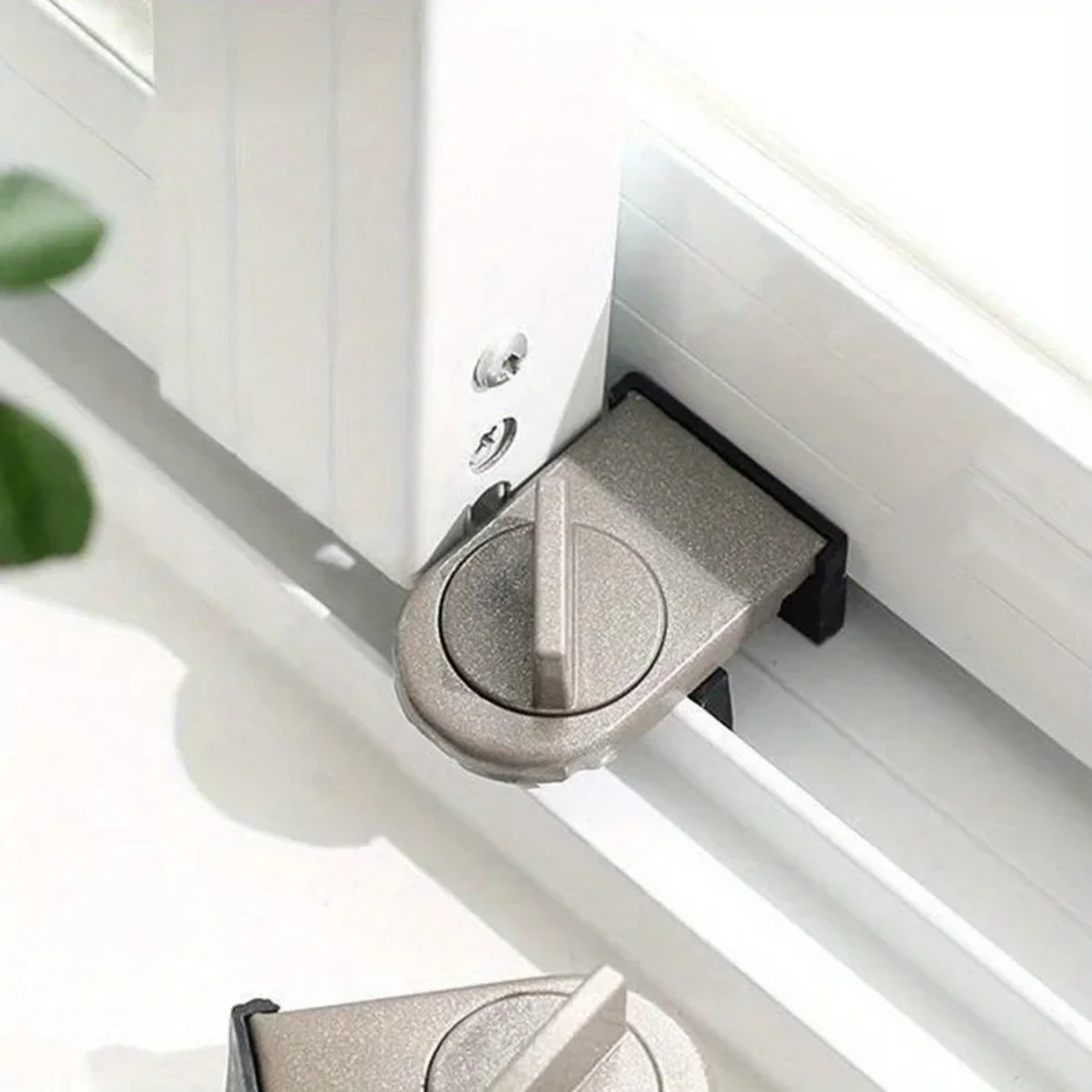 Sliding Window Safety Lock Adjustable Safety Lock Aluminium Alloy AntiTheft Children Window Lock 3