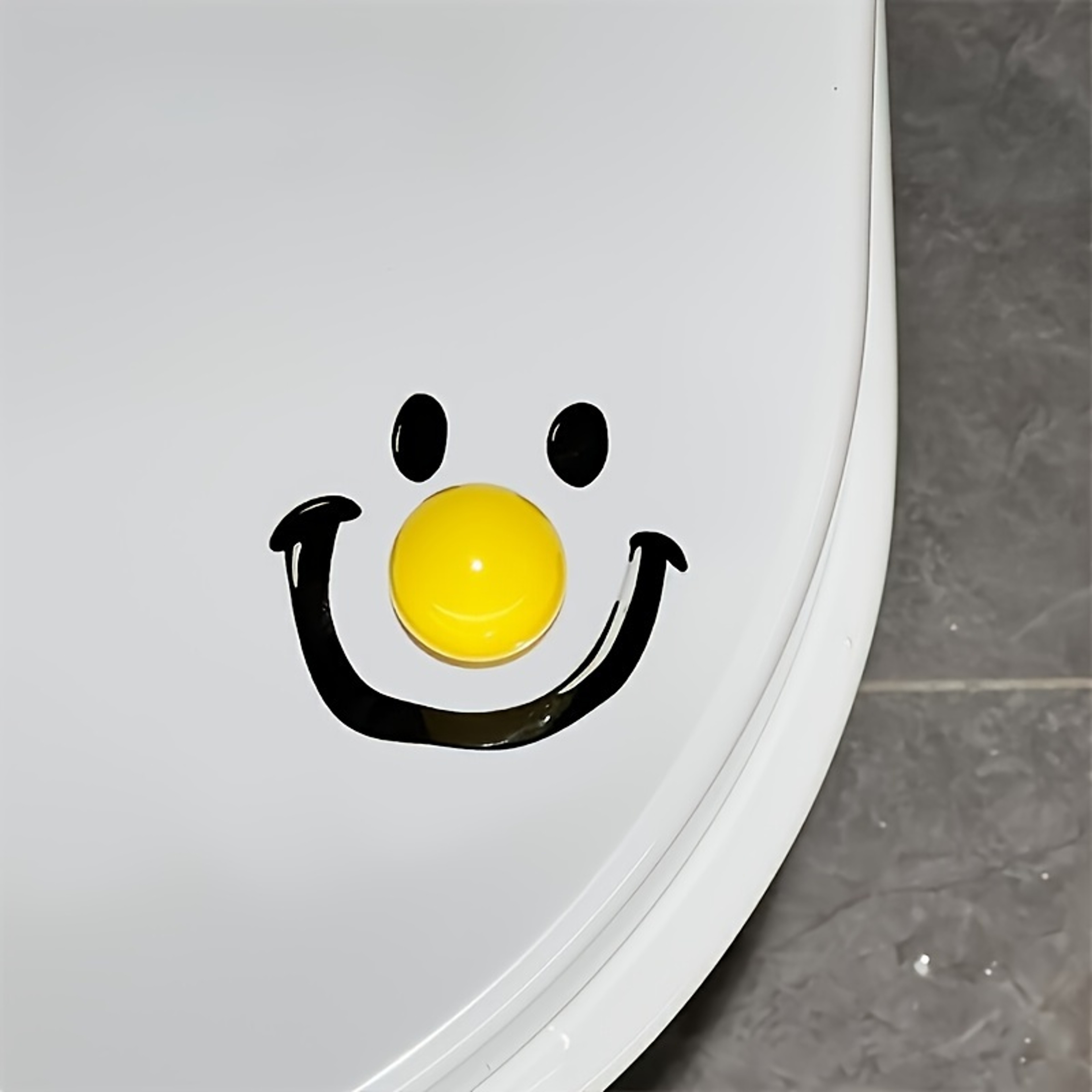 Contemporary Style Dopamine Smile Ball Toilet Lid Lifter Handheld Toilet Seat Cover Opener For Bath