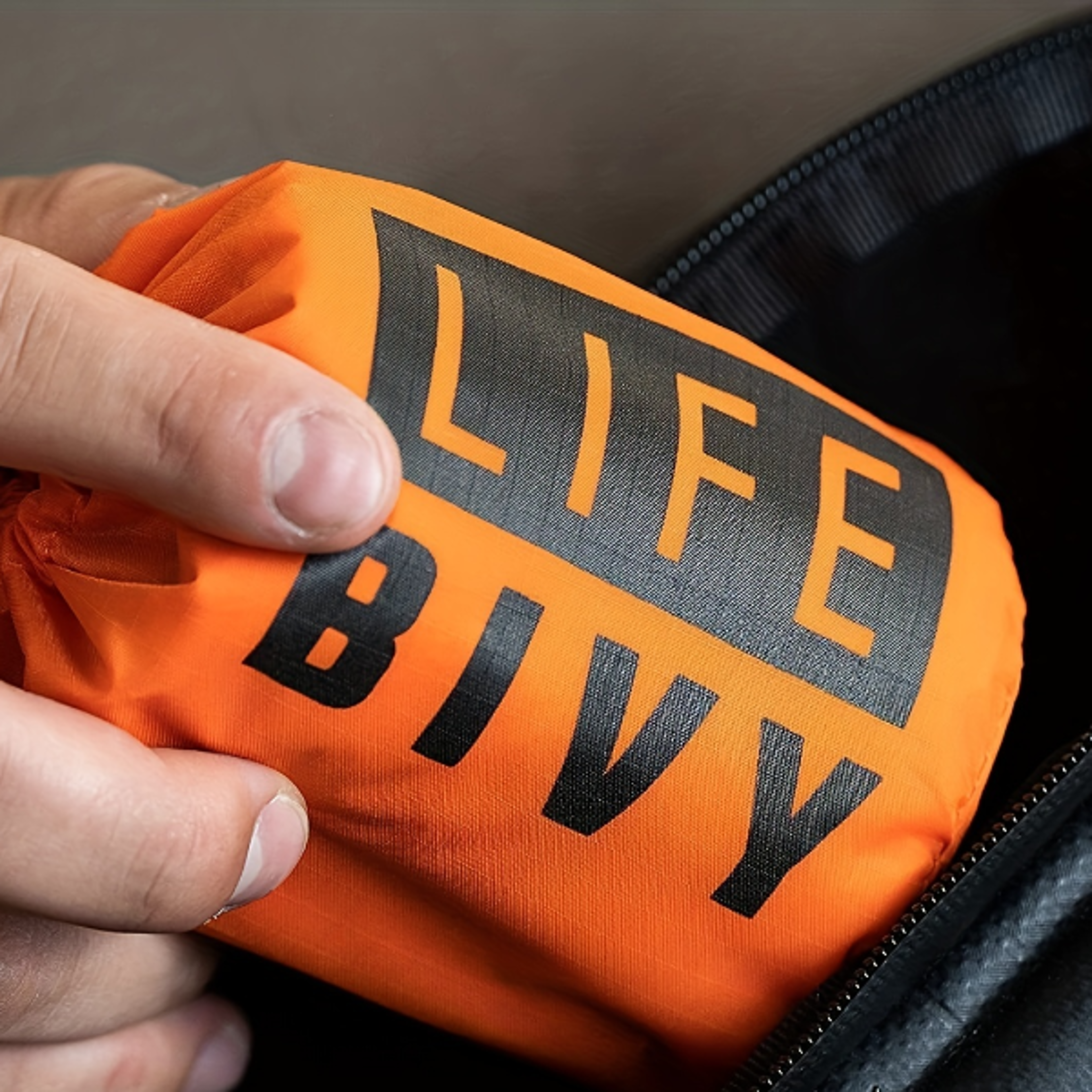 Portable Waterproof Emergency Survival Sleeping Bag Outdoor Camping Gear Thermal Sack First Aid Re