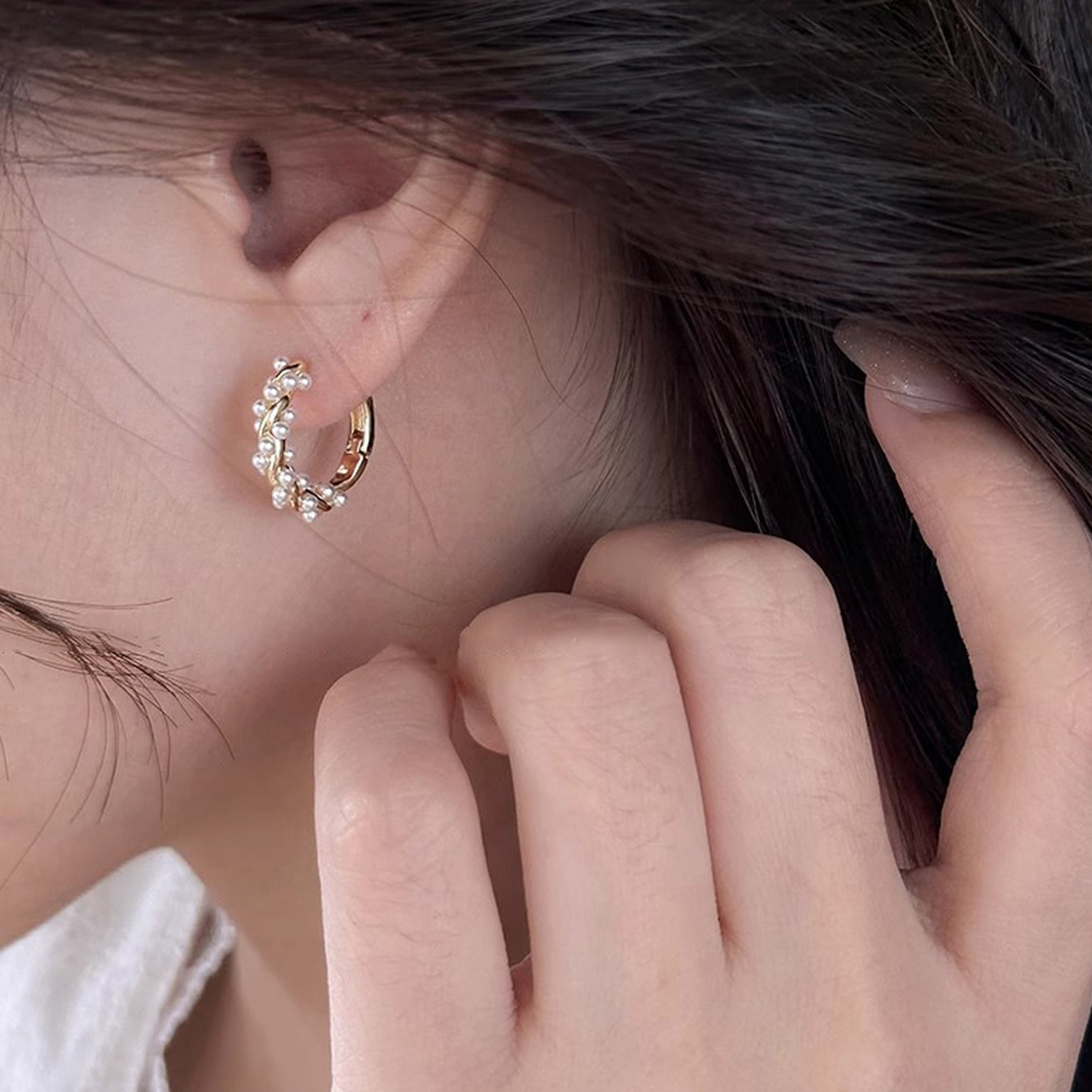Imitation Pearl Circle Earring Small Round Hoop Earrings For Women Exquisite Texture Earrings Jewel 0