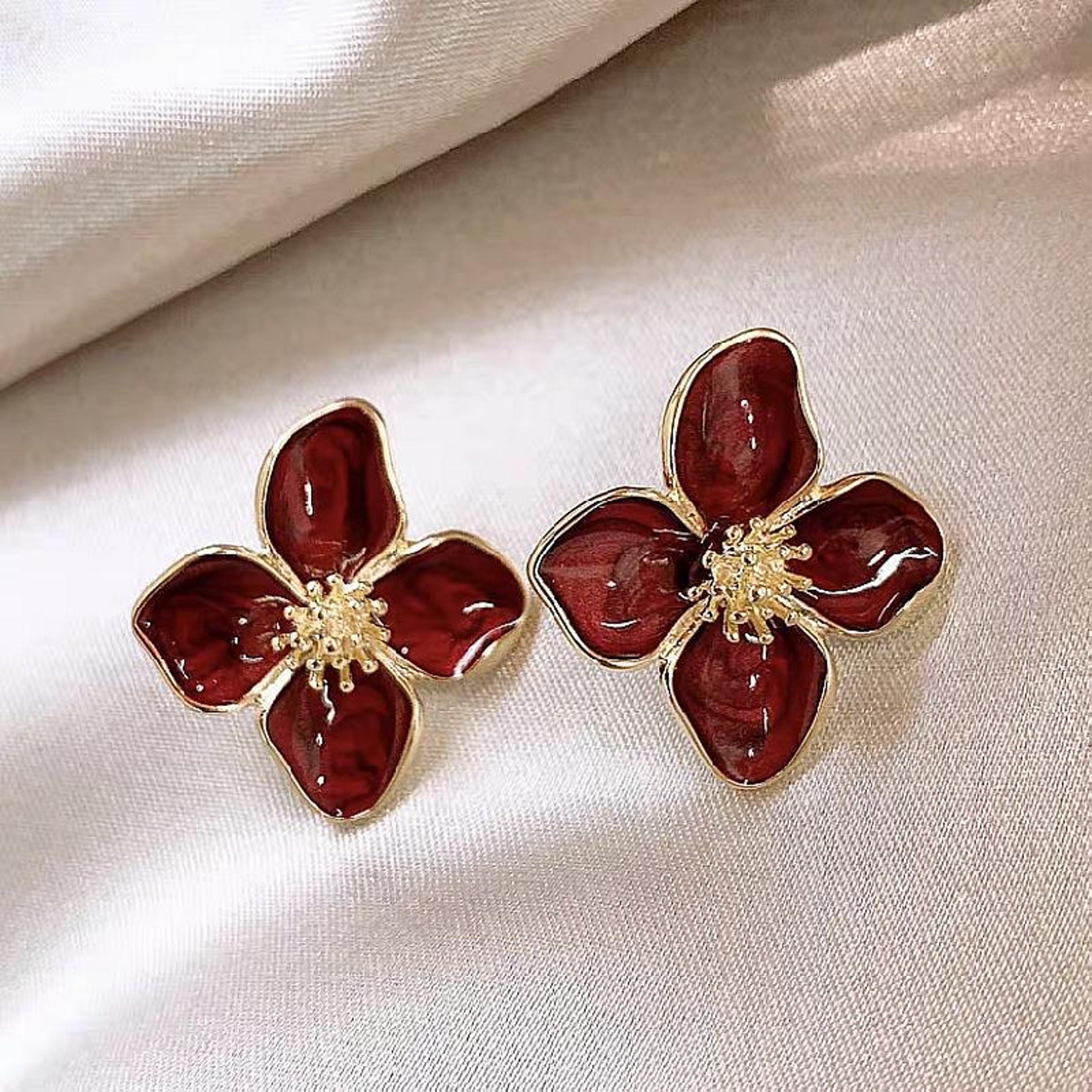 Fashion Women Glaze Red Flower Earrings Luxury Couple Engagement Jewellery Gift Delicate Women Earr 3