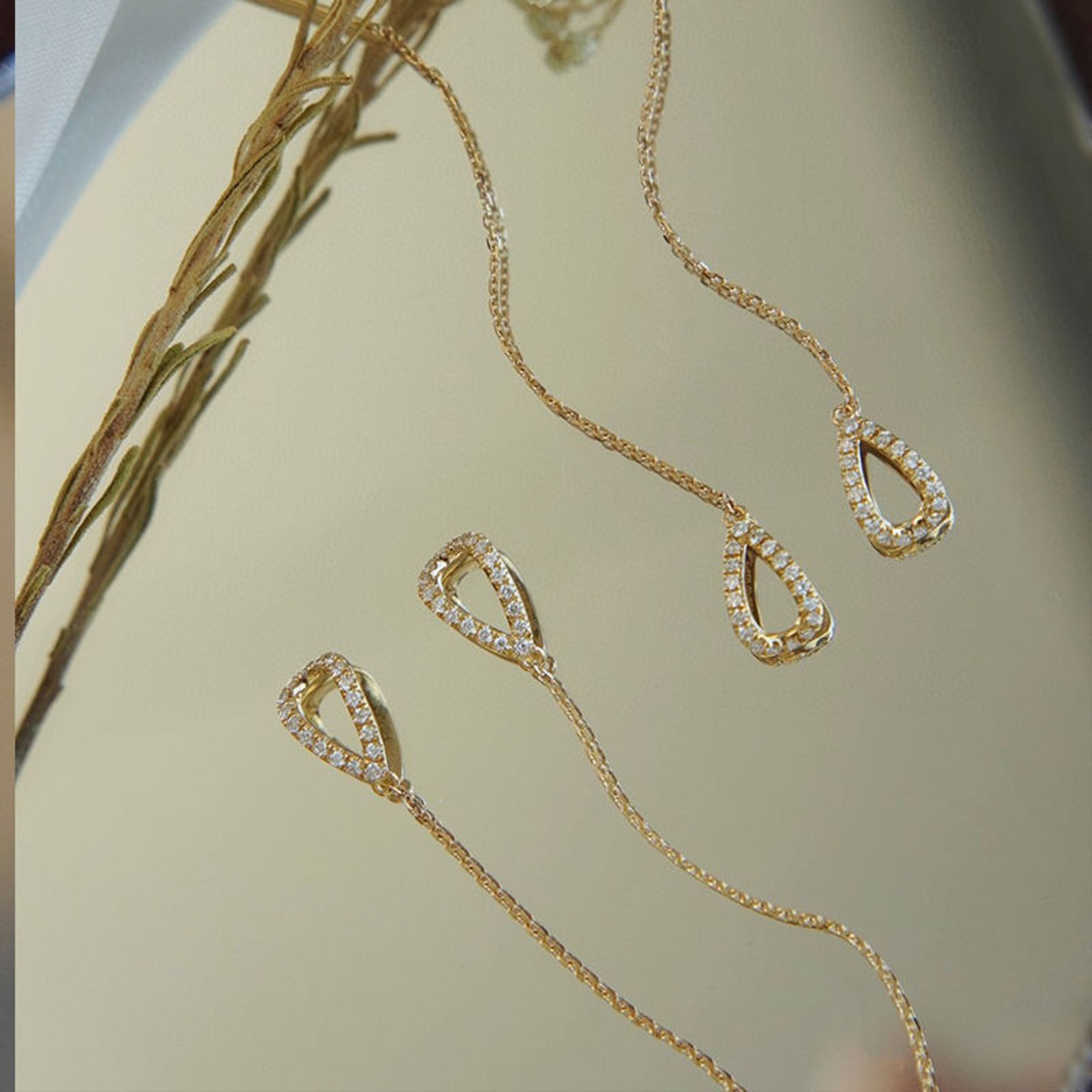 Exquisite Drop Ear Line Long Hanging Earrings For Women Zircon Crystal Bee Butterfly Flower Piercin 1