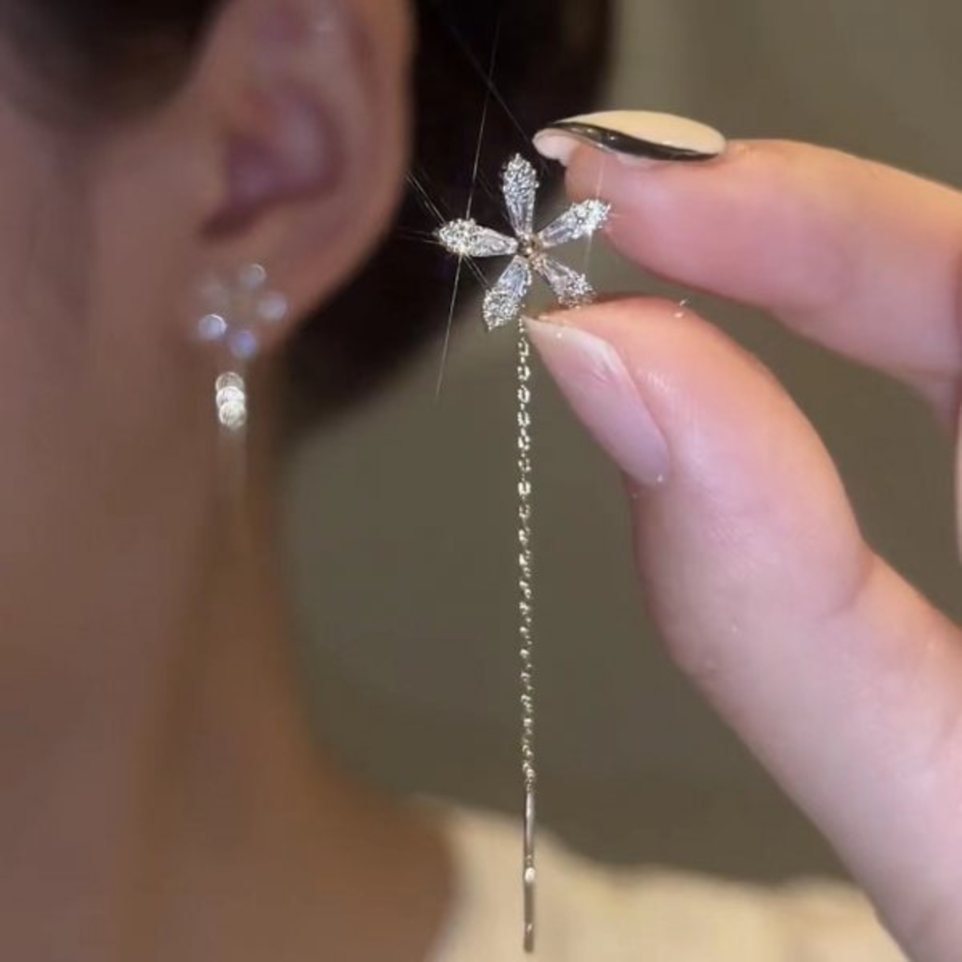Exquisite Drop Ear Line Long Hanging Earrings For Women Zircon Crystal Bee Butterfly Flower Piercin 4