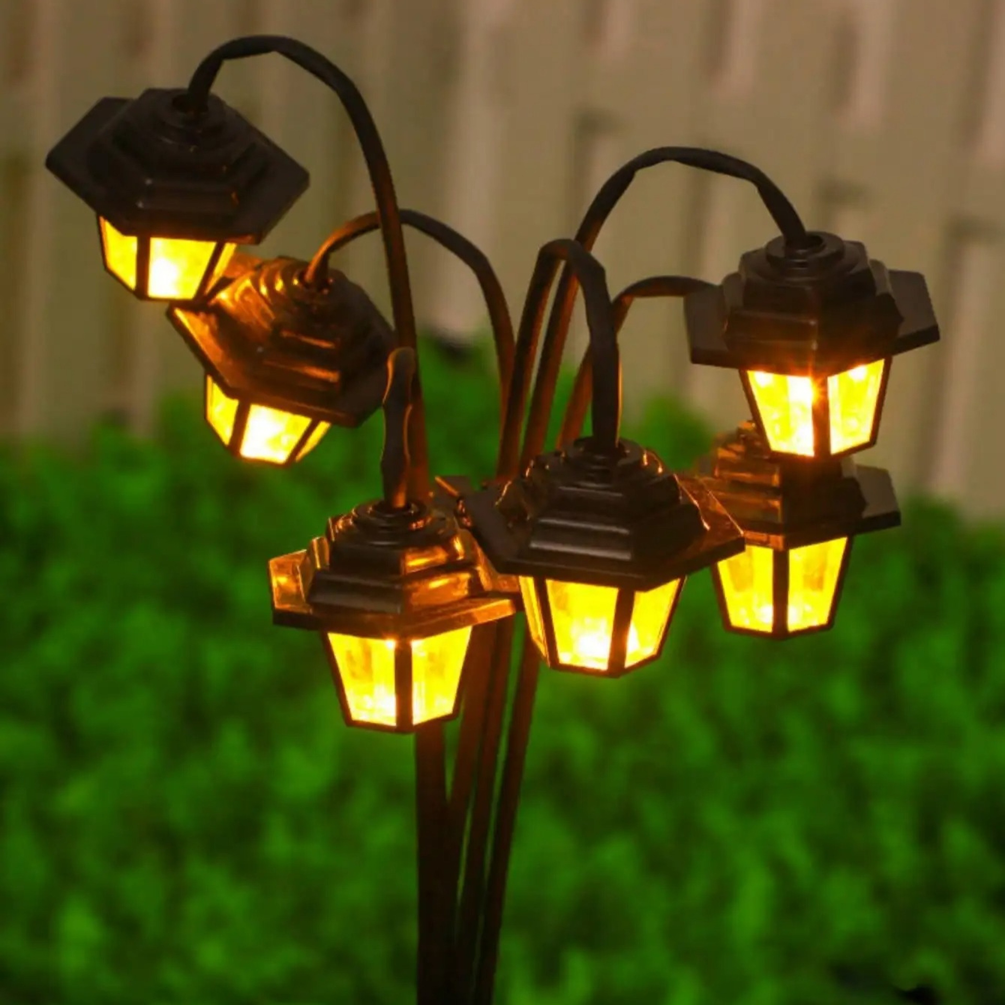 Retro Street Lamp Shaped Decorative Light, Solar-powered Retro Lantern Decorative Light, Garden Court yard – view 6