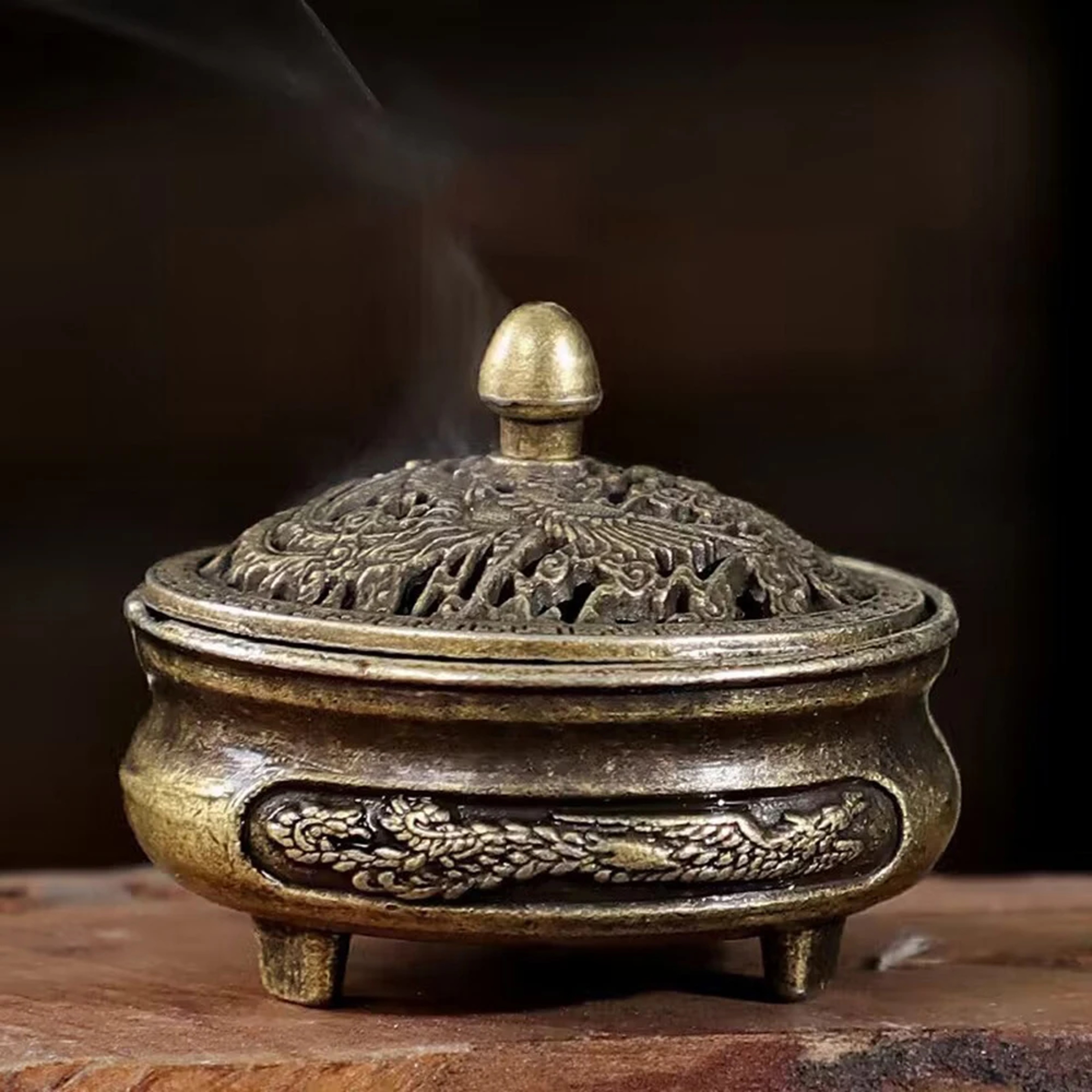 Finger tip Stove, Creative Aromatherapy Burner, Three-Legged Small Incense Burner, Non-Stick Powder Tray – view 3