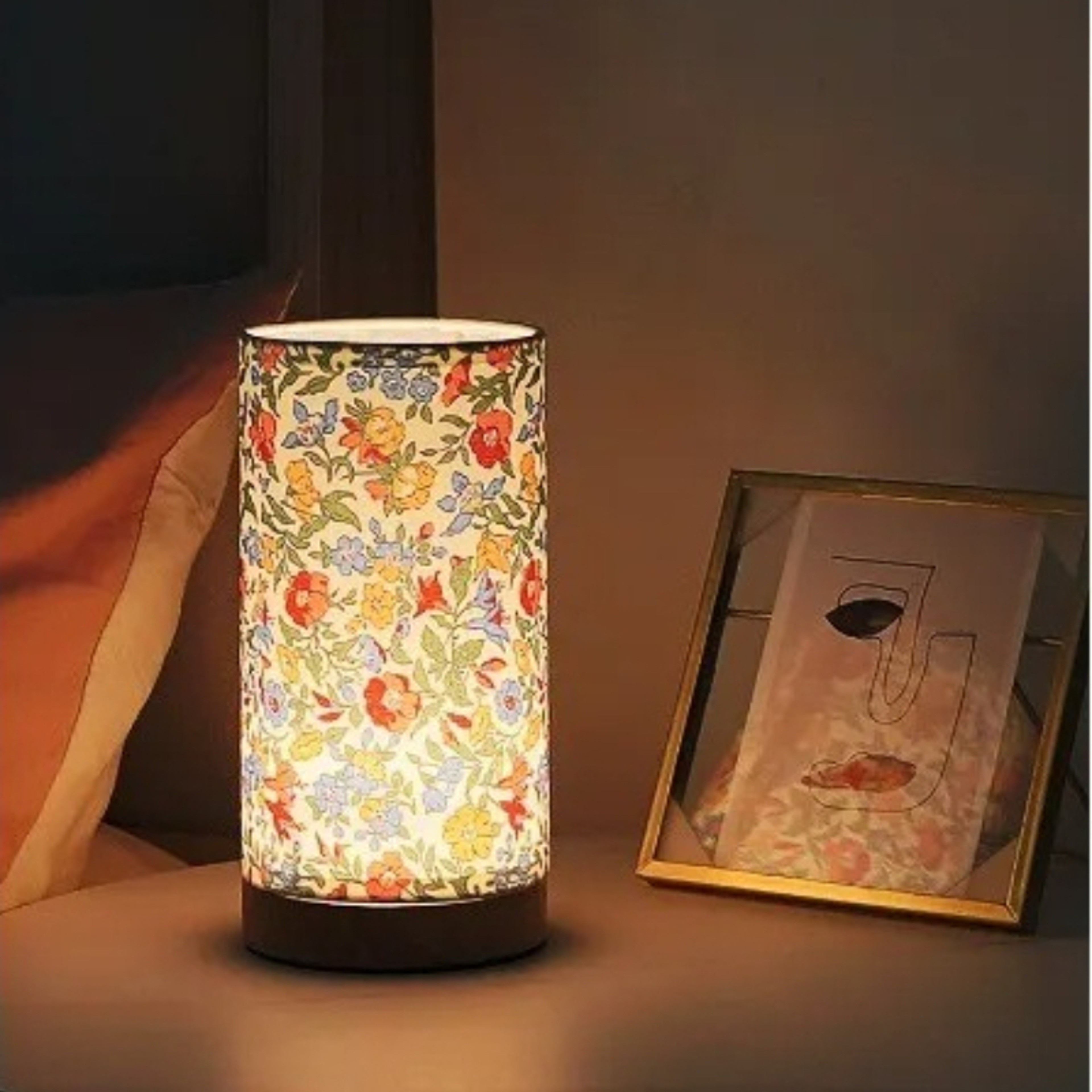 Vintage Fabric Desk Night Lamp Flaxen Desk Lamp For Bedroom Fragmented Flowers Lighting Bedside Dec 0