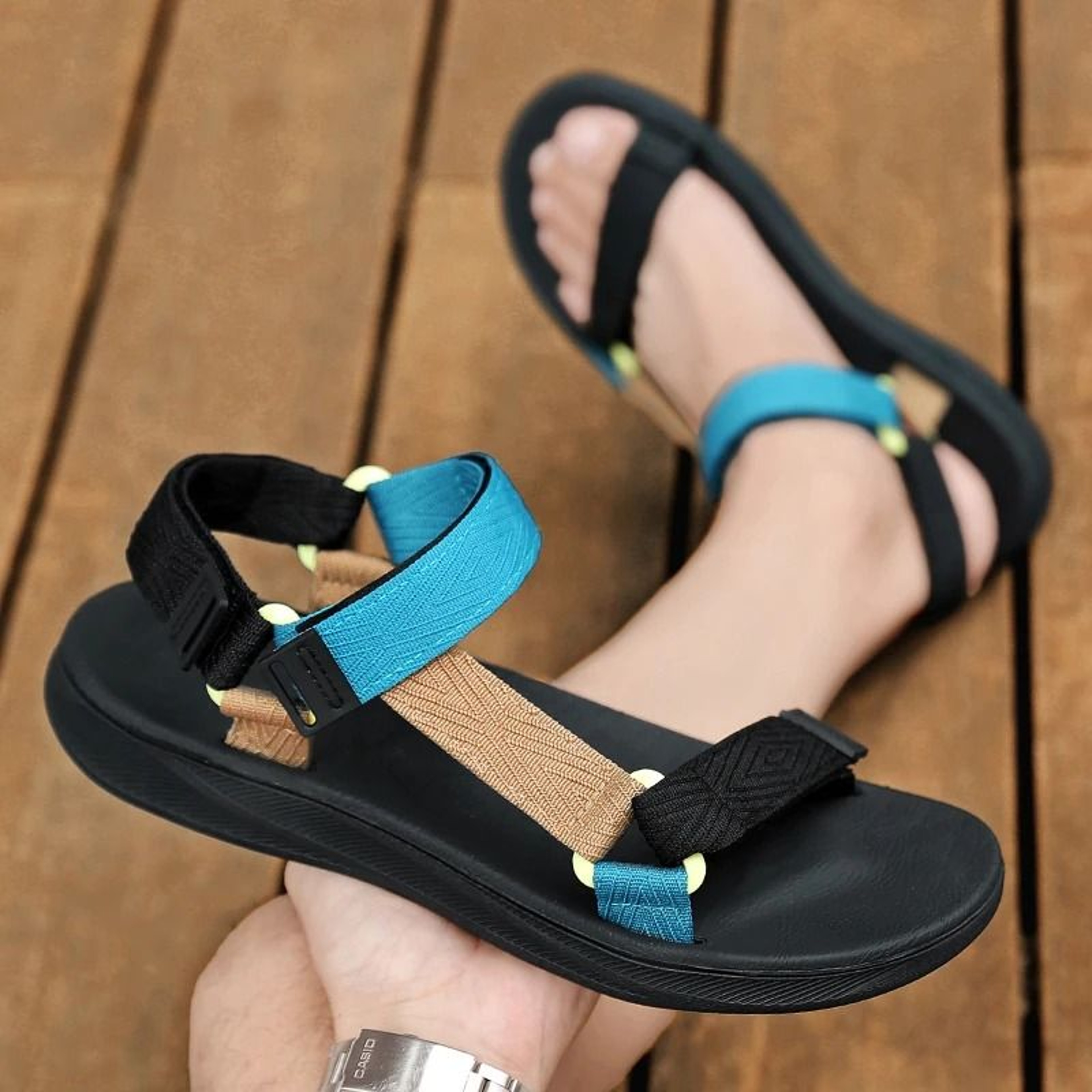 Mens Outdoor Gladiator Sandals With Arch Support And Yoga Mat Insole 4