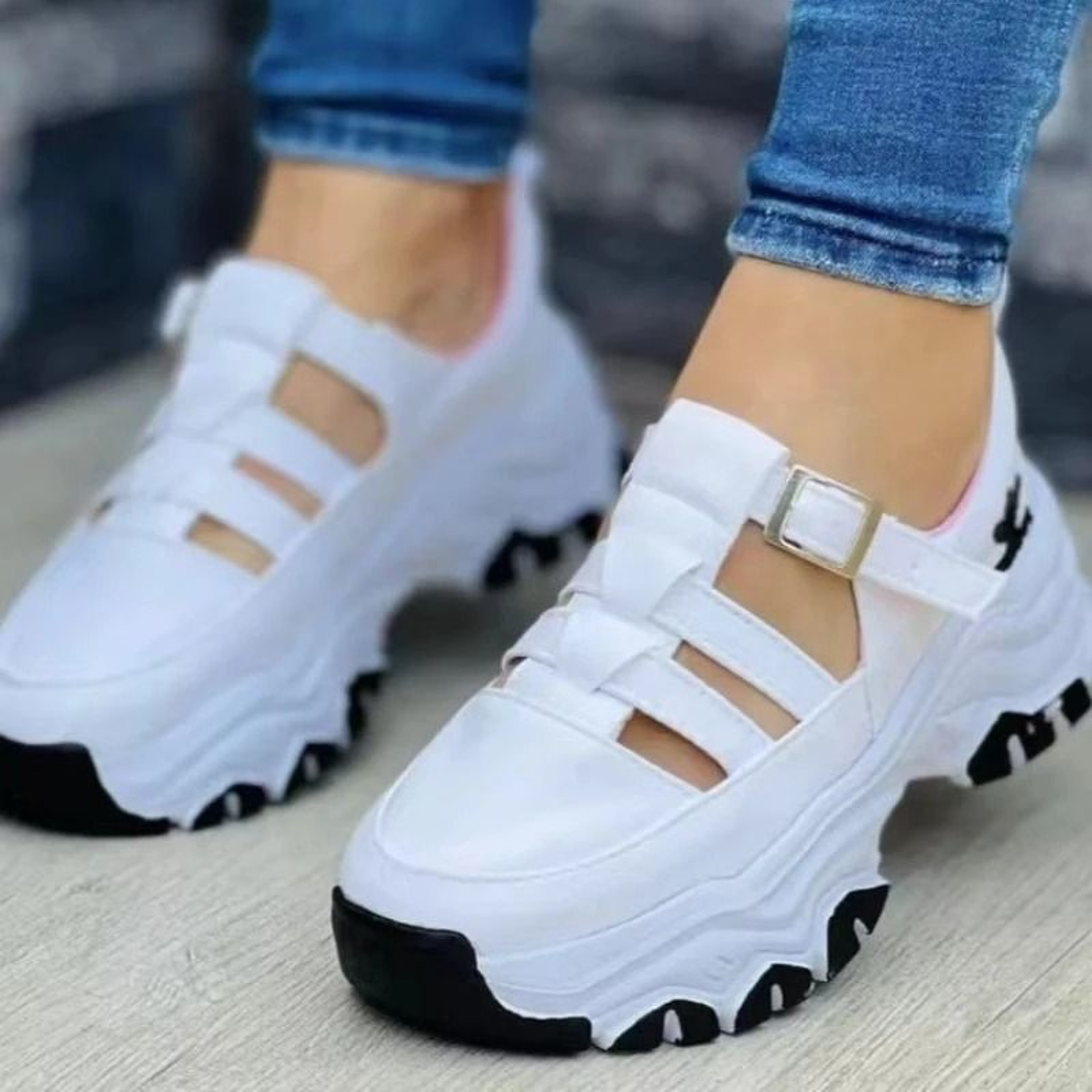 Thick Soled Comfortable Women Sandals 3