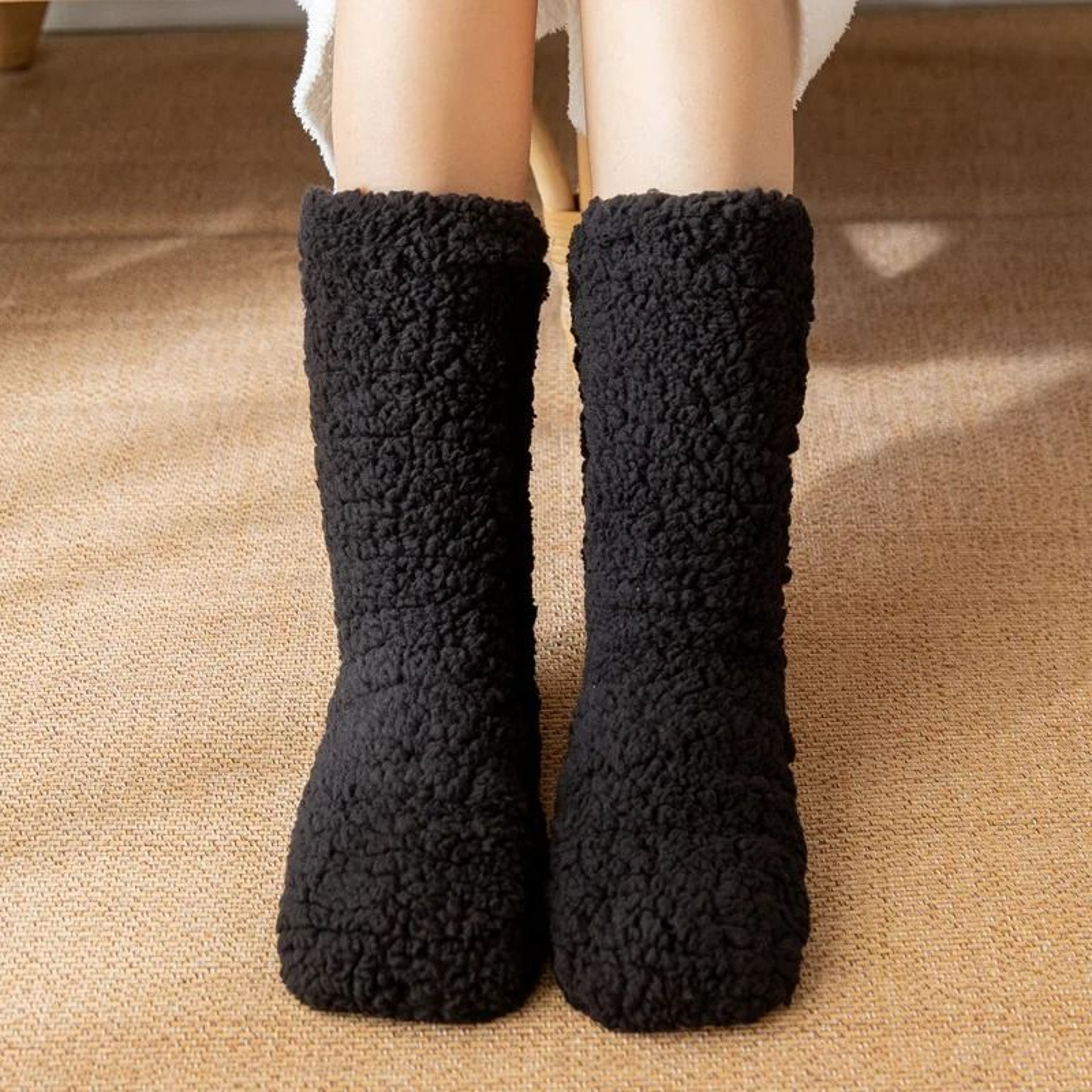 Thickened Thermal Velvet Socks For Women Winter Warm Home Comfort 2