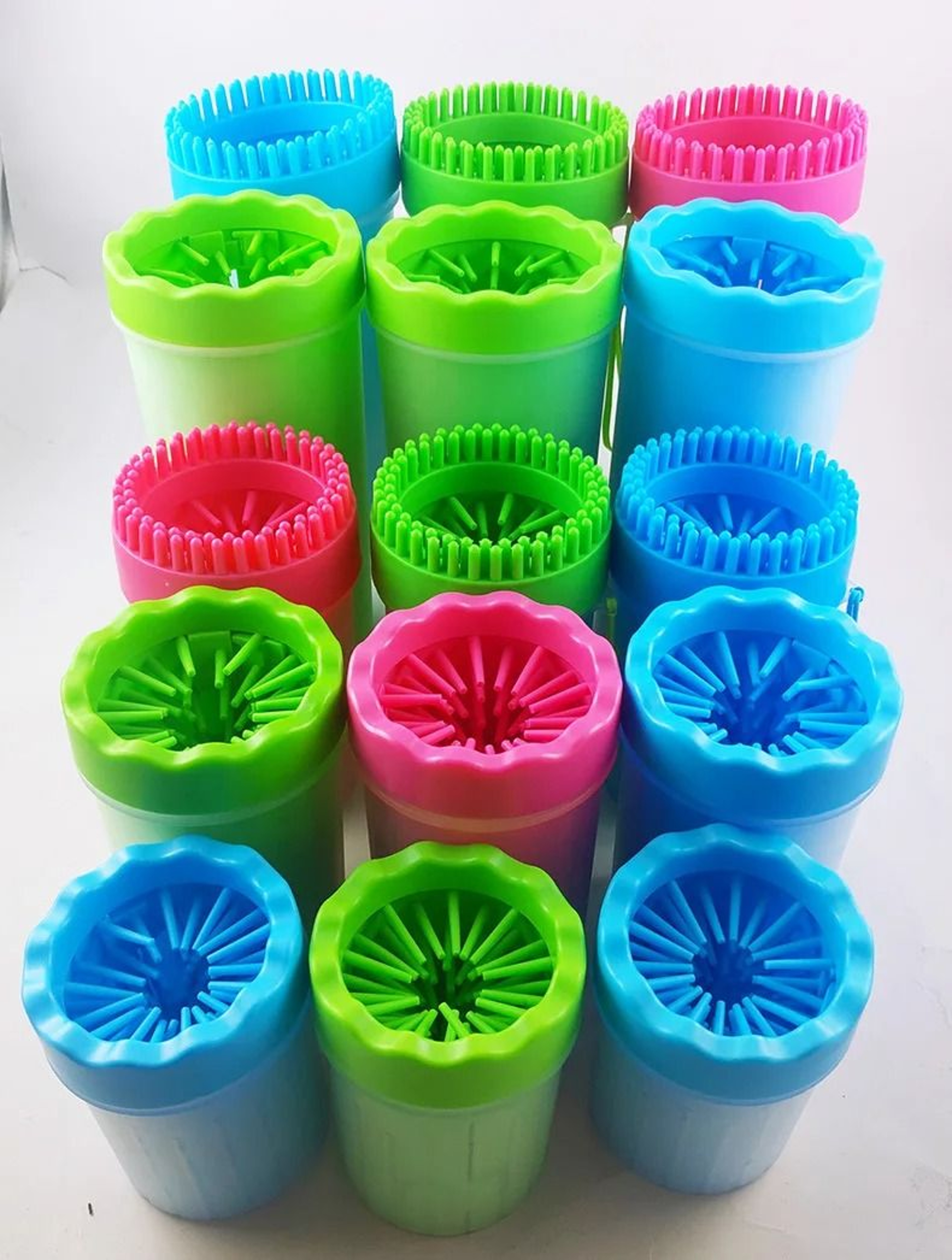 Pet Paw Cleaning Cup With Soft Silicone Brush 2