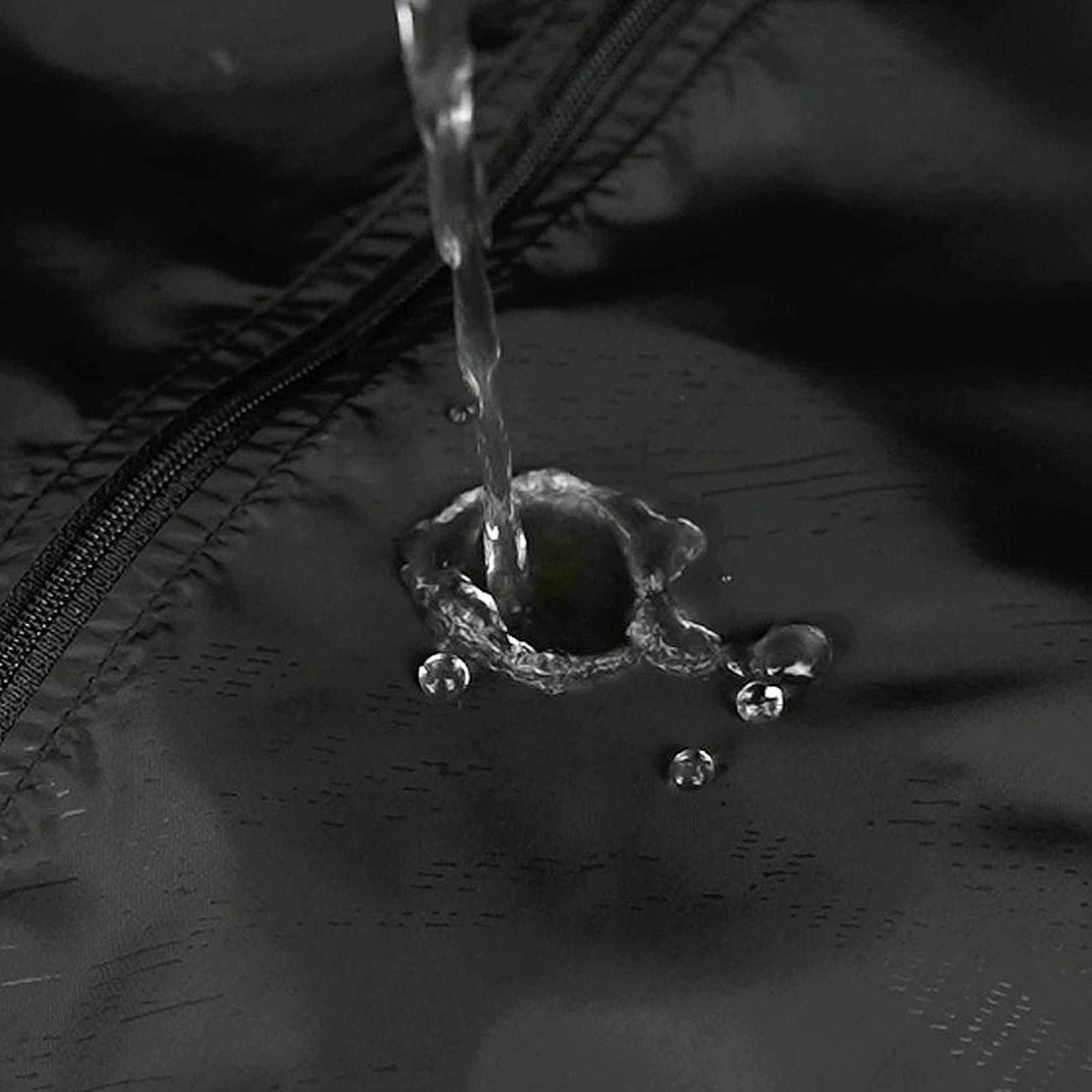 Waterproof Hiking Windbreaker Jacket For Men And Women Lightweight Sun Protection Rain Coat 3