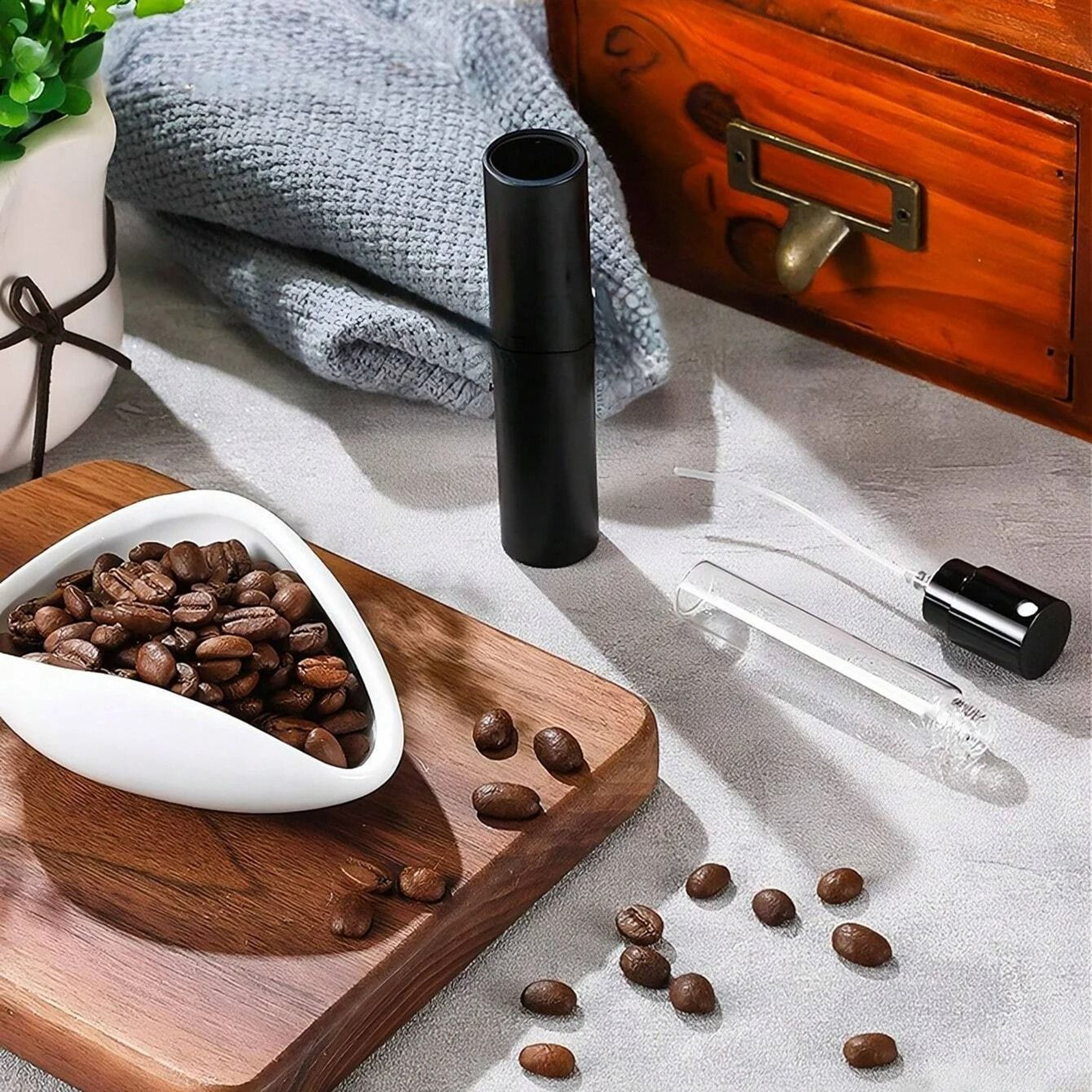10ml AntiStatic Coffee Bean Spray Bottle  Precision Moisture Control Tool For Coffee Grinding 3
