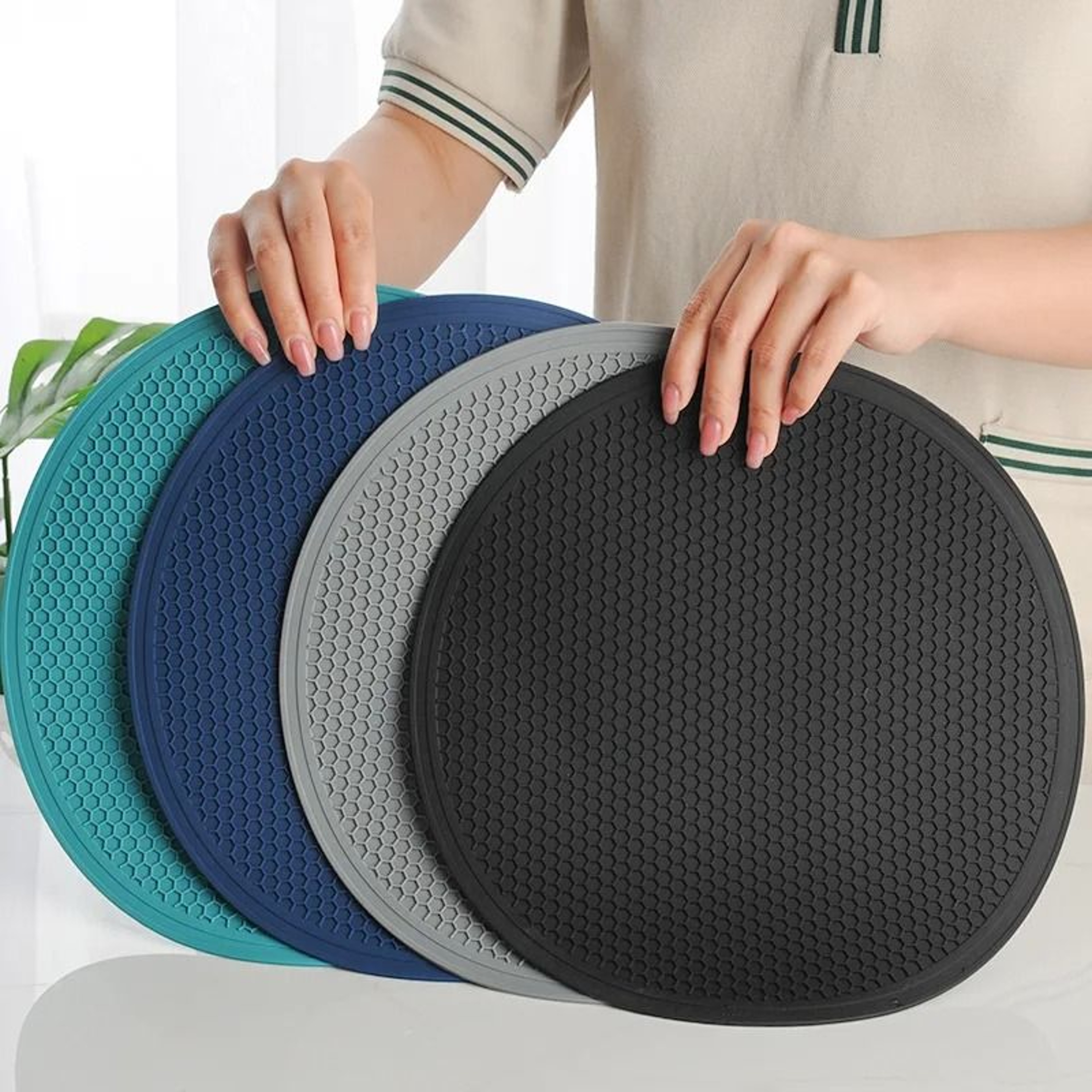 Large Silicone Heat Resistant Placemat 118 Inch Non Slip Table Mat For Pots Cups And Dishes 0