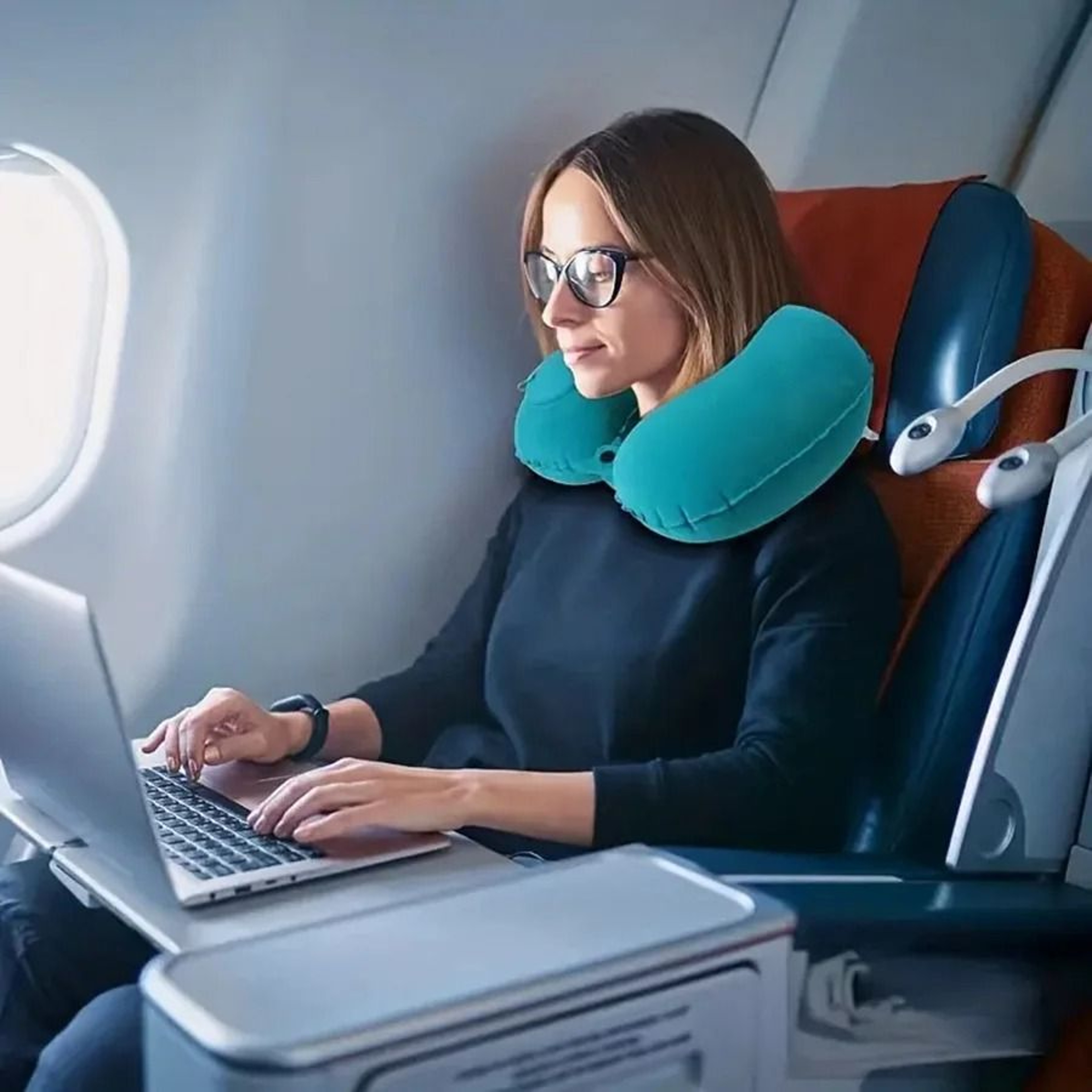 Inflatable Neck Pillow With BuiltIn Air Pump For Travel And Camping 1