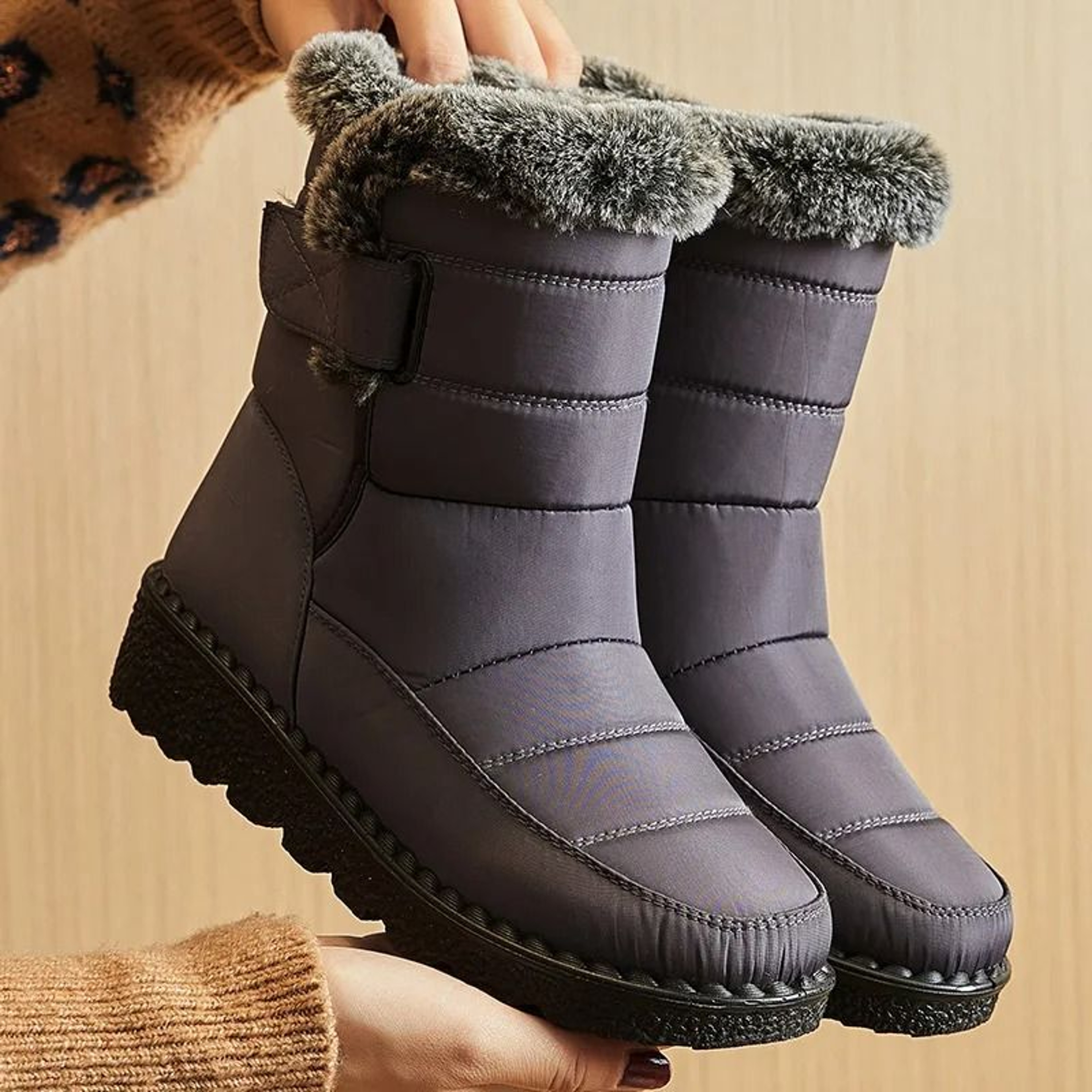 Womens Waterproof FurLined Winter Boots 8