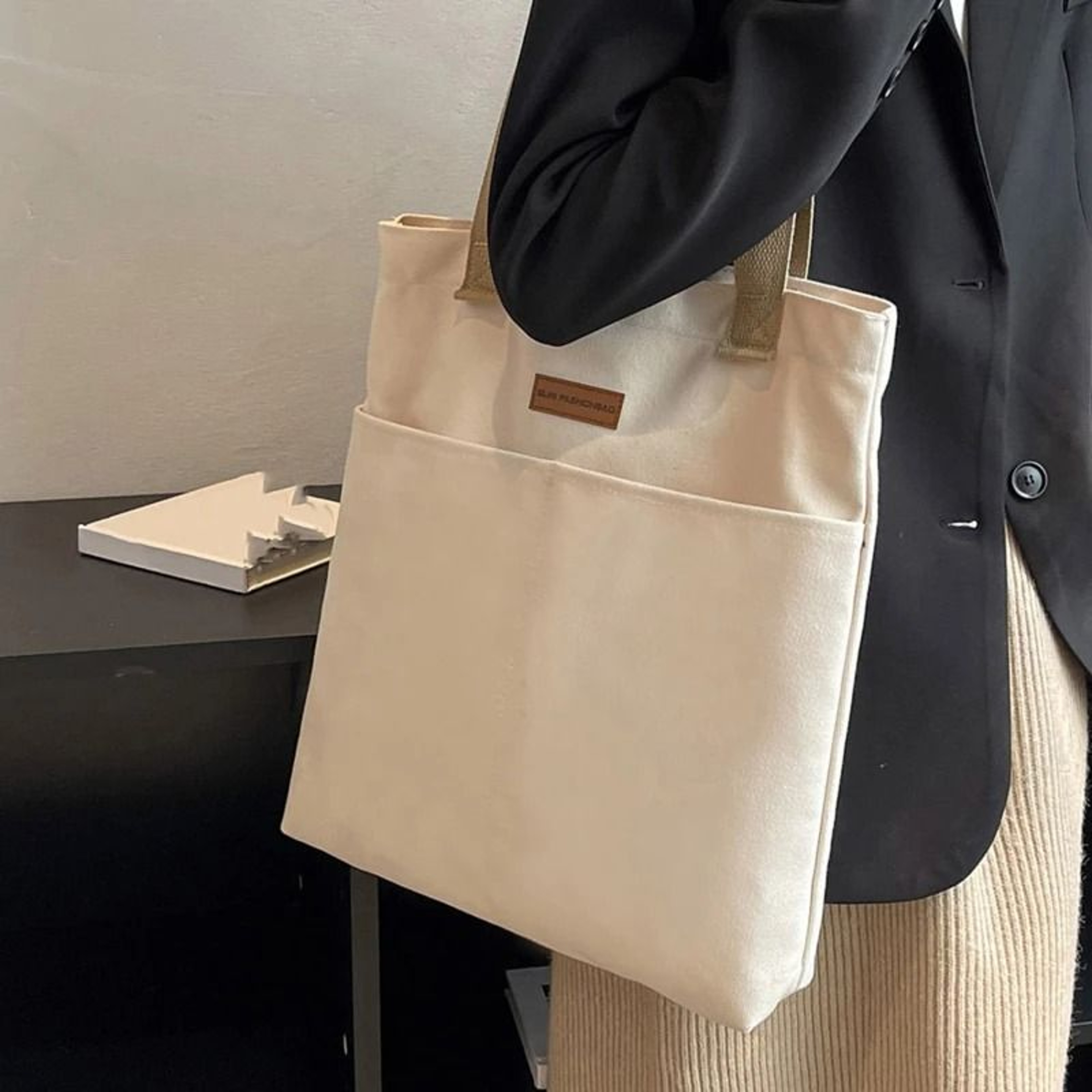 Canvas Tote Shoulder Bag  Large Capacity Reusable And Stylish Everyday Carryall 3