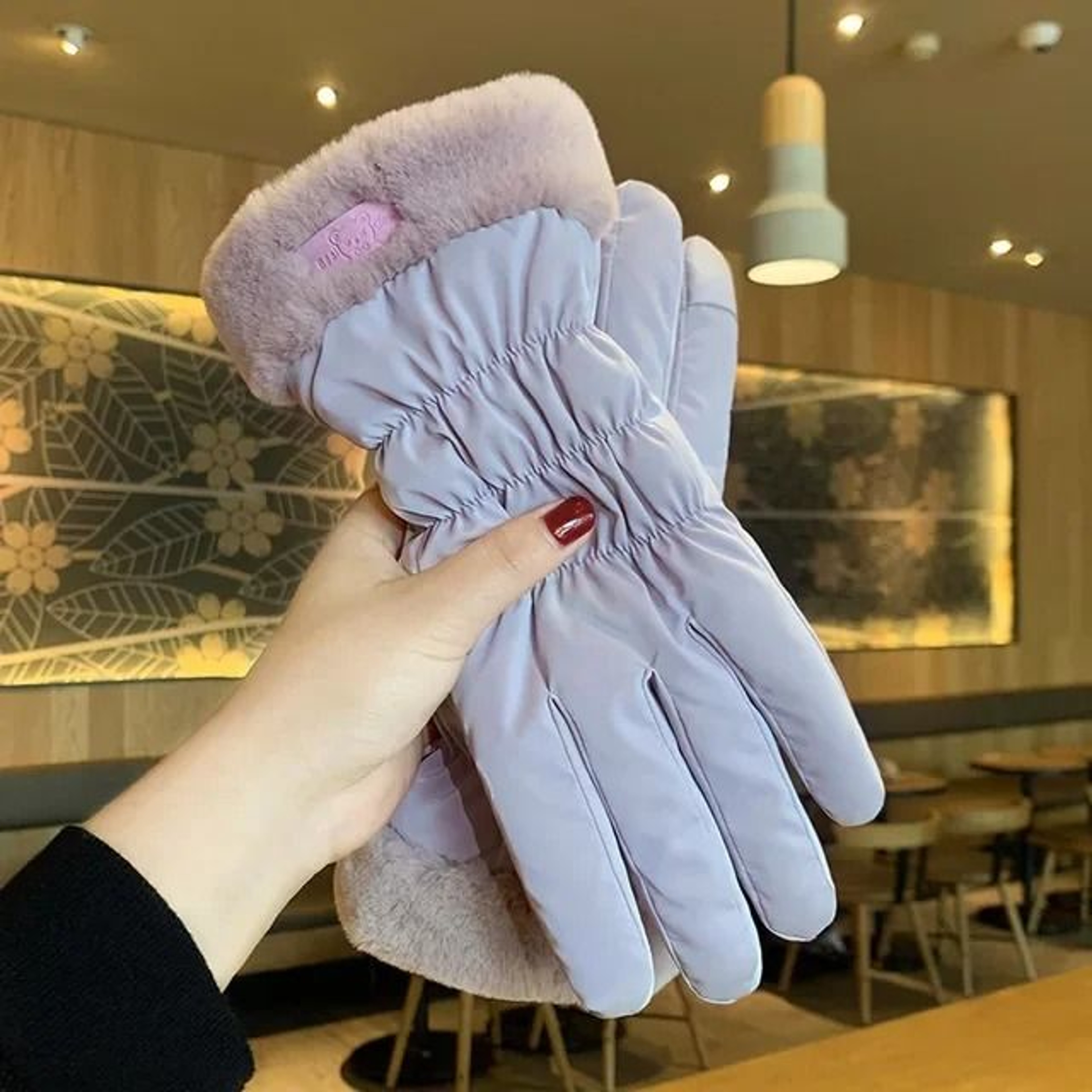 Women Winter Warm Ski Gloves With Fleece Lining And Touch Screen Design 9