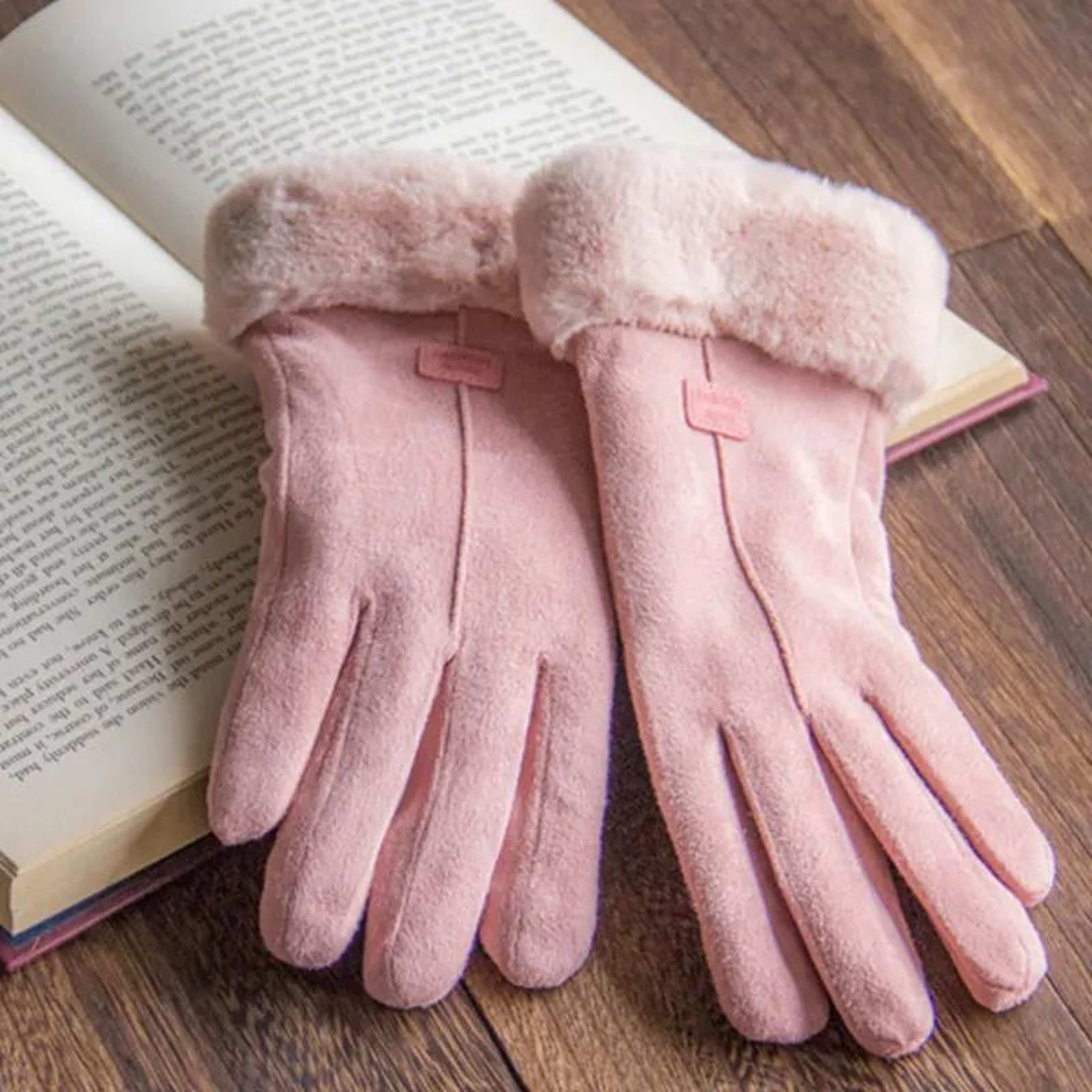 Women Winter Furry Warm Full Finger Mittens With Soft Lining And Outdoor Touchscreen Design 3
