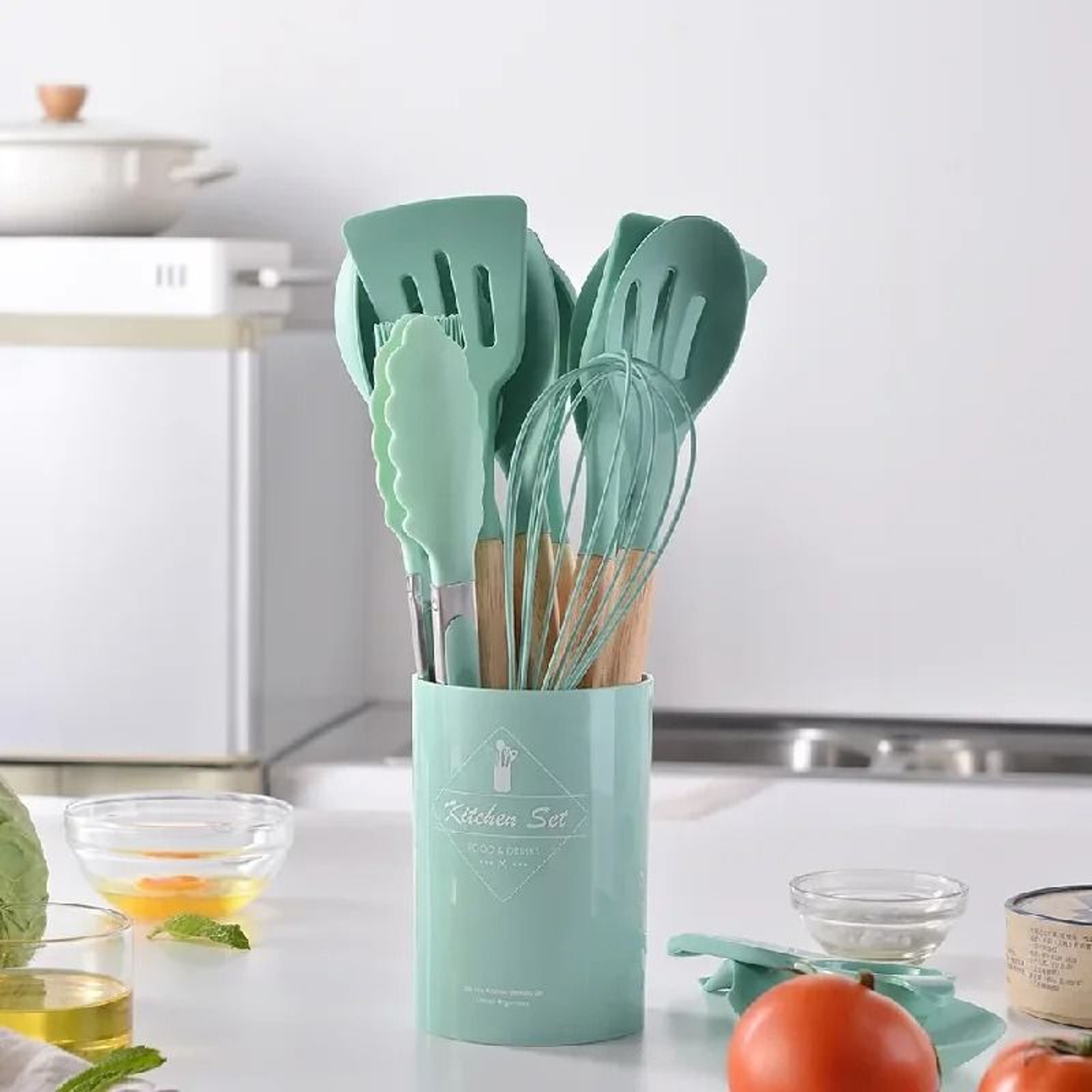 12Pcs Silicone Utensils Set Non Stick Cookware Spatula Shovel Egg Beaters Wooden Handle Kitchenware