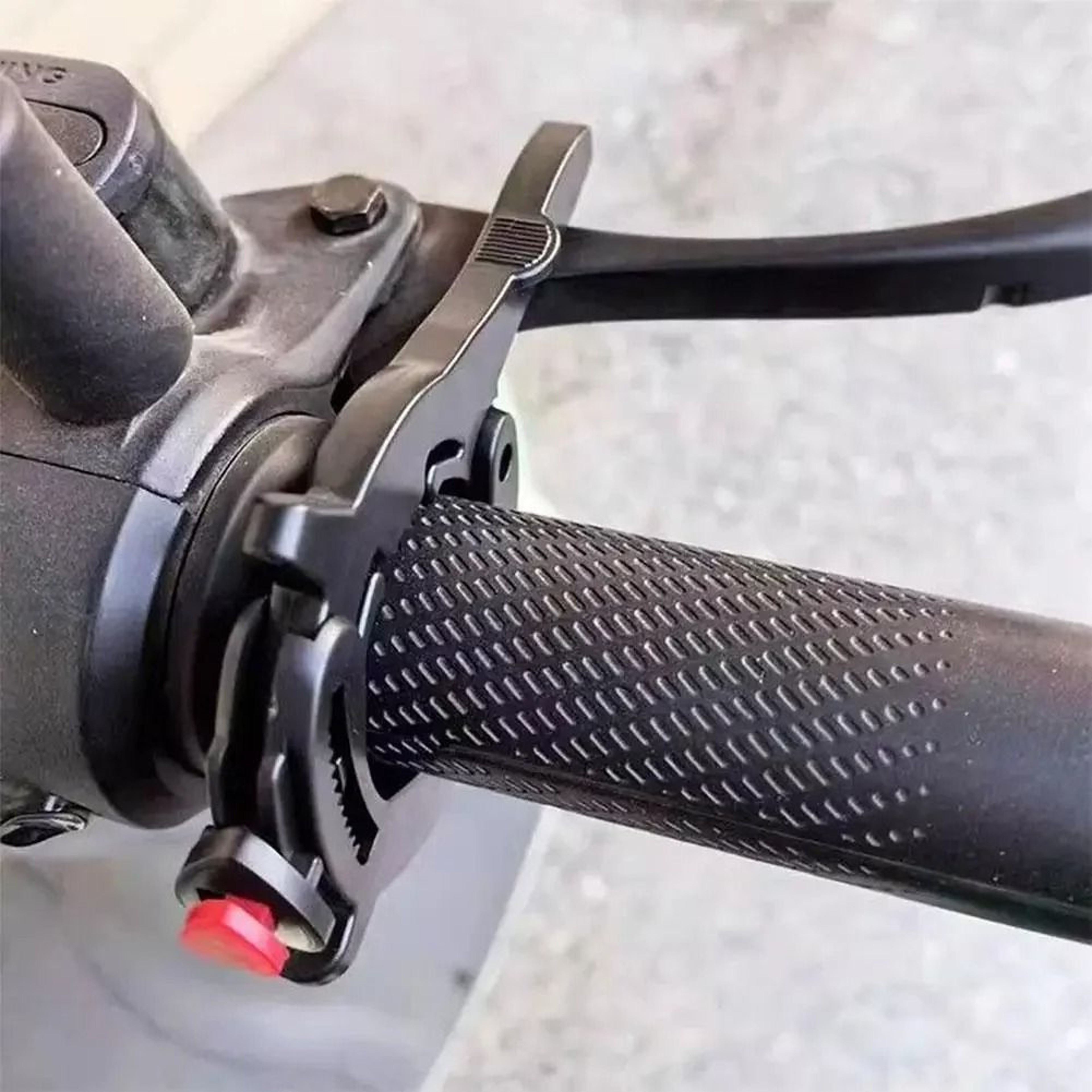 Motorcycle Throttle Cruise Control Clip 0
