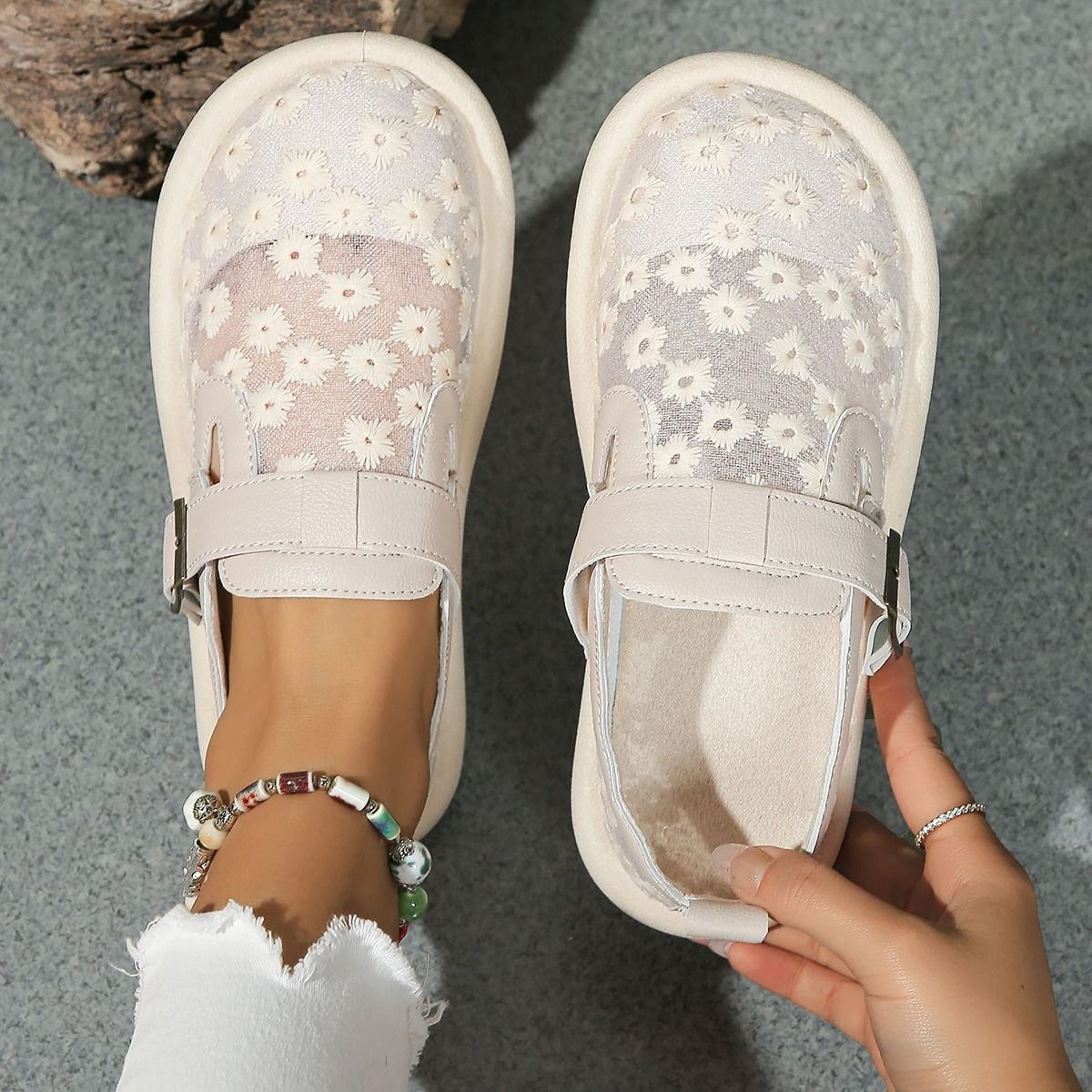 Womens Summer Mesh Sneakers Casual Breathable Flat Shoes With Buckle Latch Covered Toe Design 0
