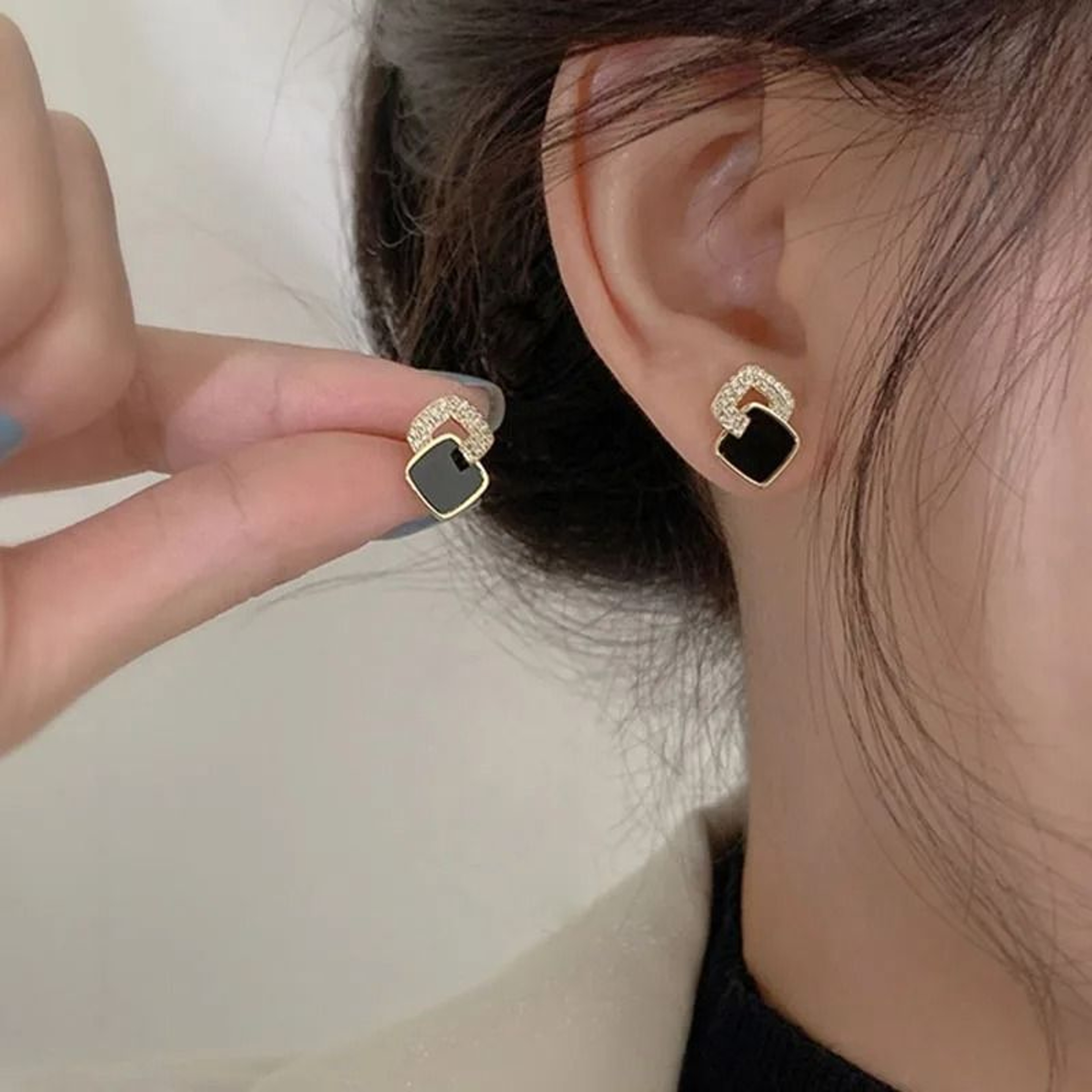 Black Zircon Square Stud Earrings  Shiny Geometric Statement Jewelry For Women 0