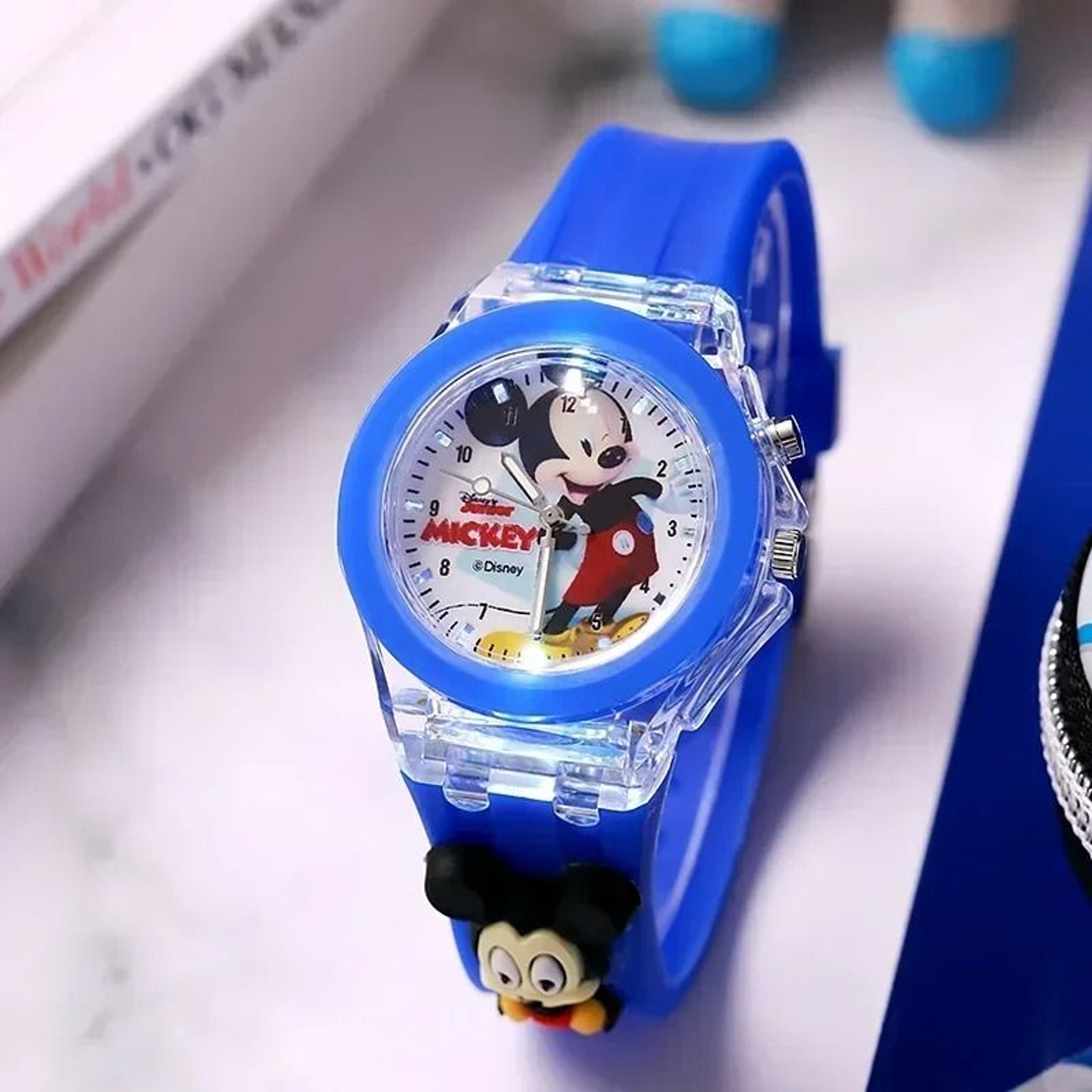 Childrens Flashing Cartoon Figure Watch With Luminous Strap 6