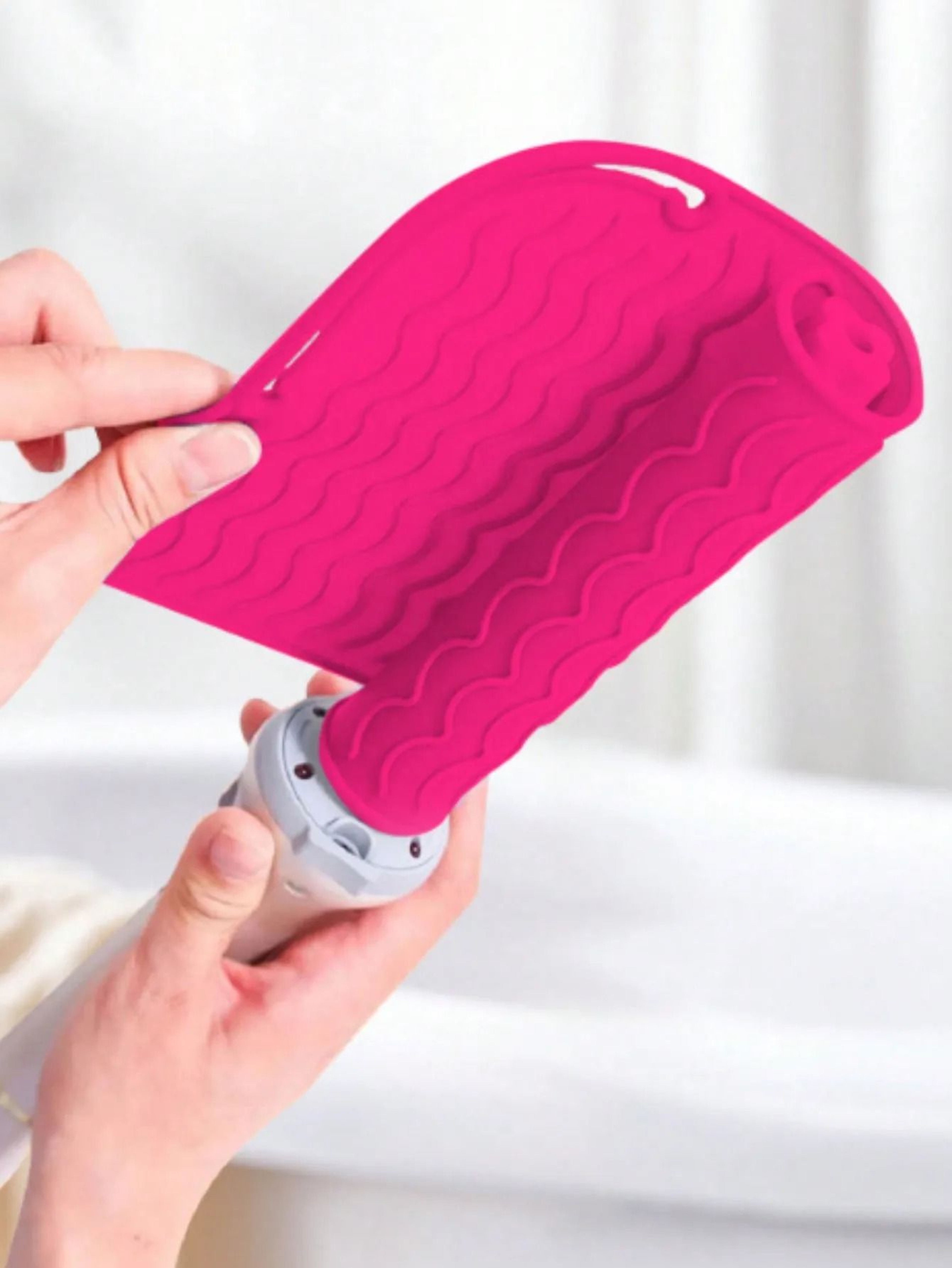 Silicone Heat Resistant Mat And Travel Cover For Curling Irons And Hair Straighteners 11