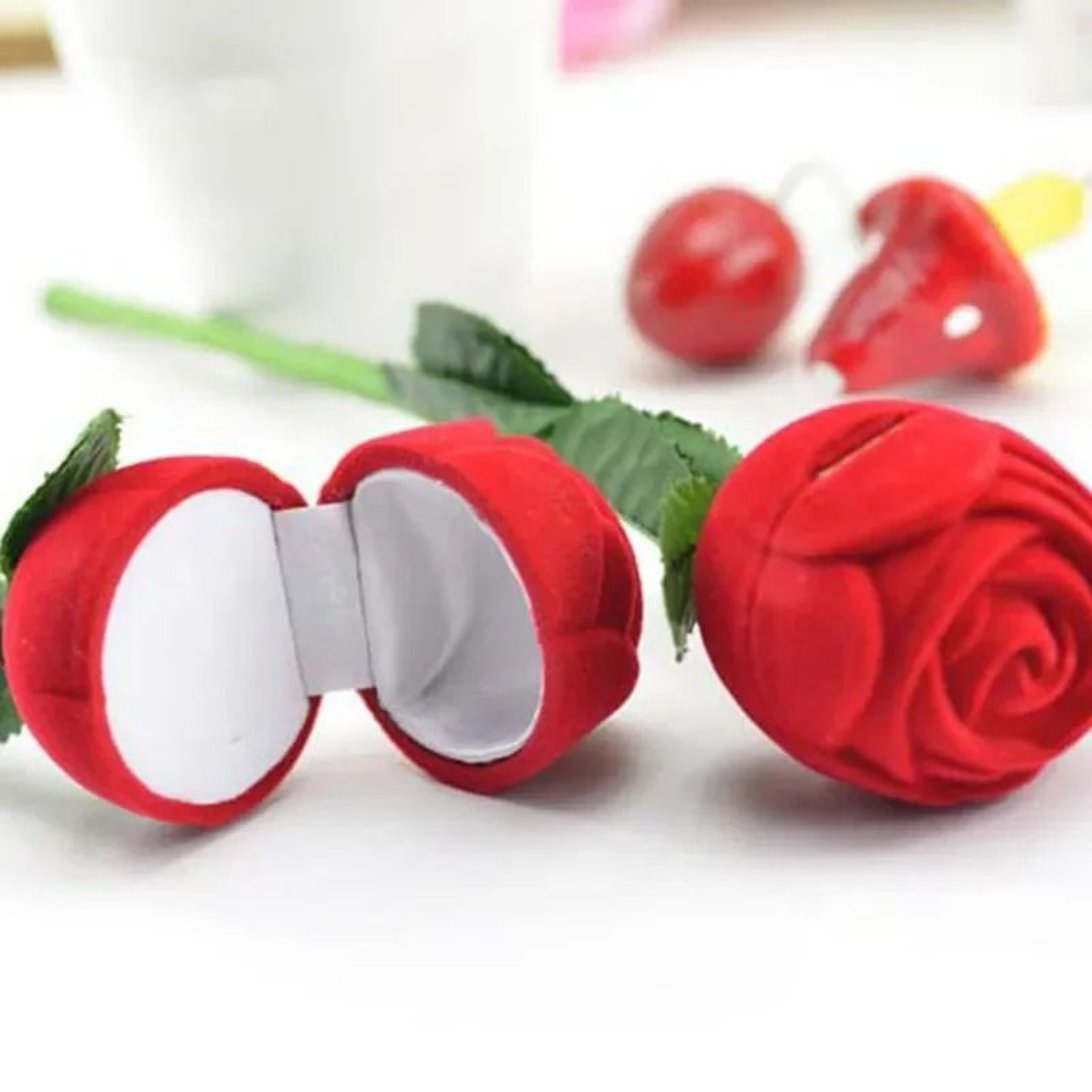 Red Rose Ring Display Box For Proposals And Special Moments 5
