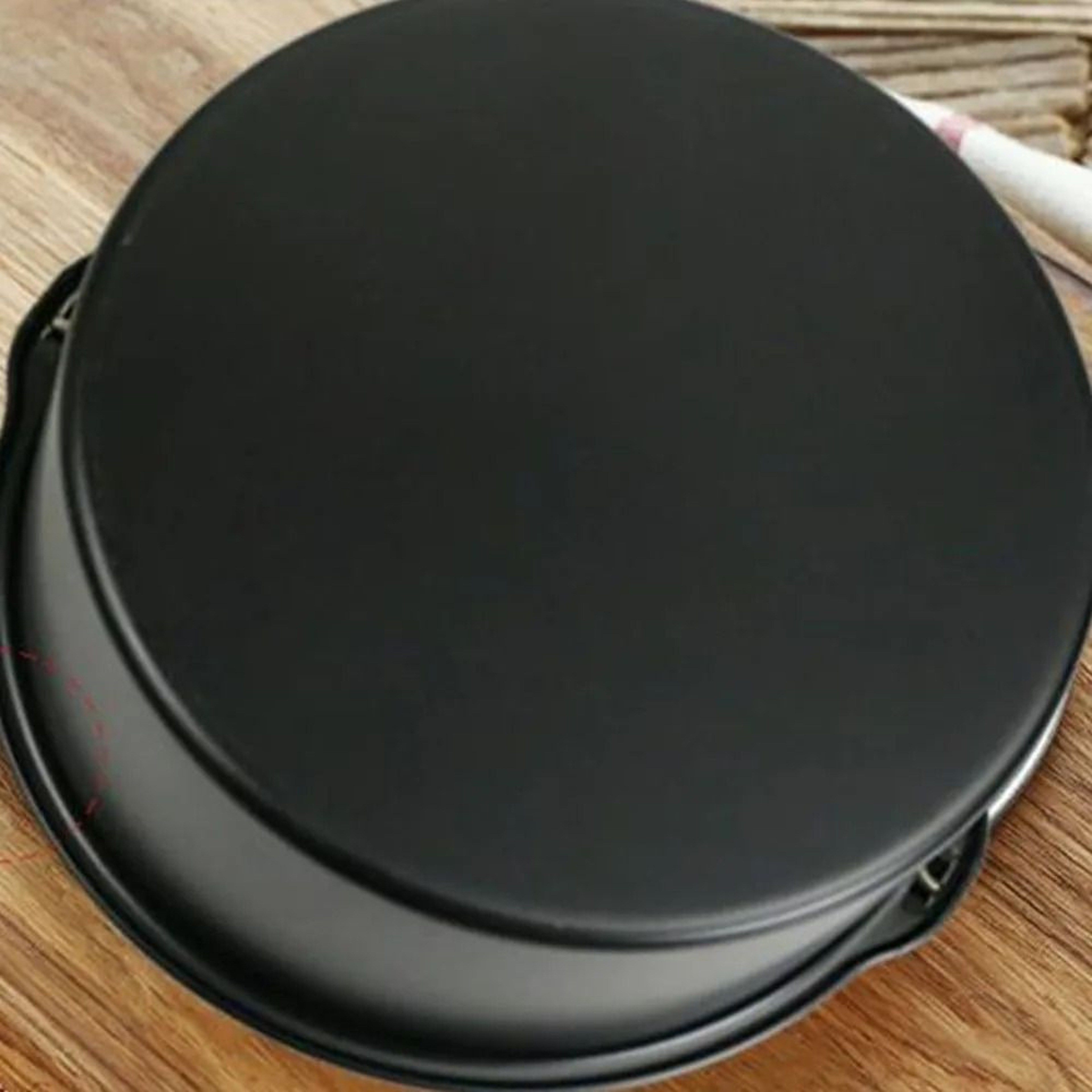 Non Stick Air Fryer Baking Pan For Cakes And Pizza 3