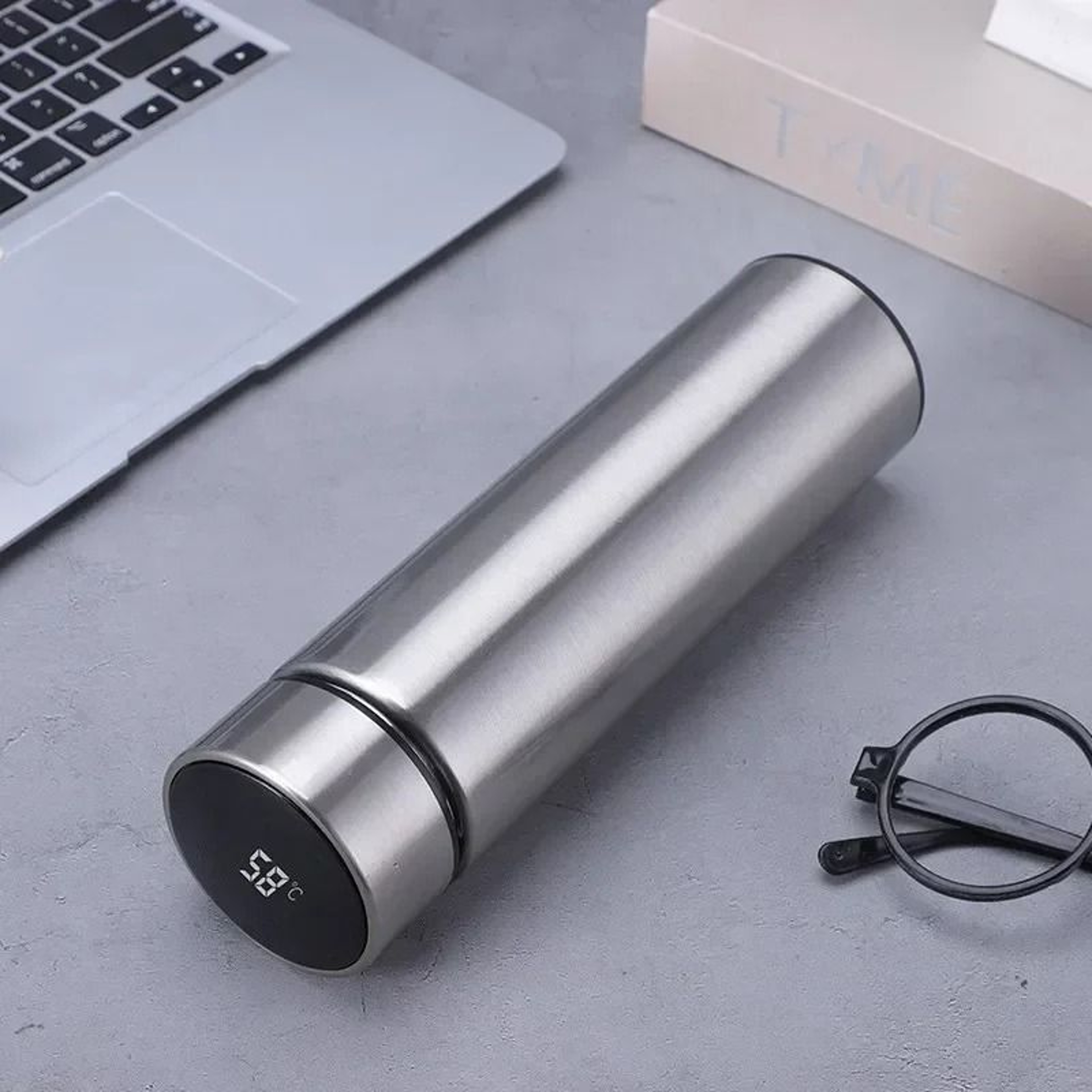 Intelligent LED Temperature Display Thermos Bottle For Hot And Cold Drinks 12