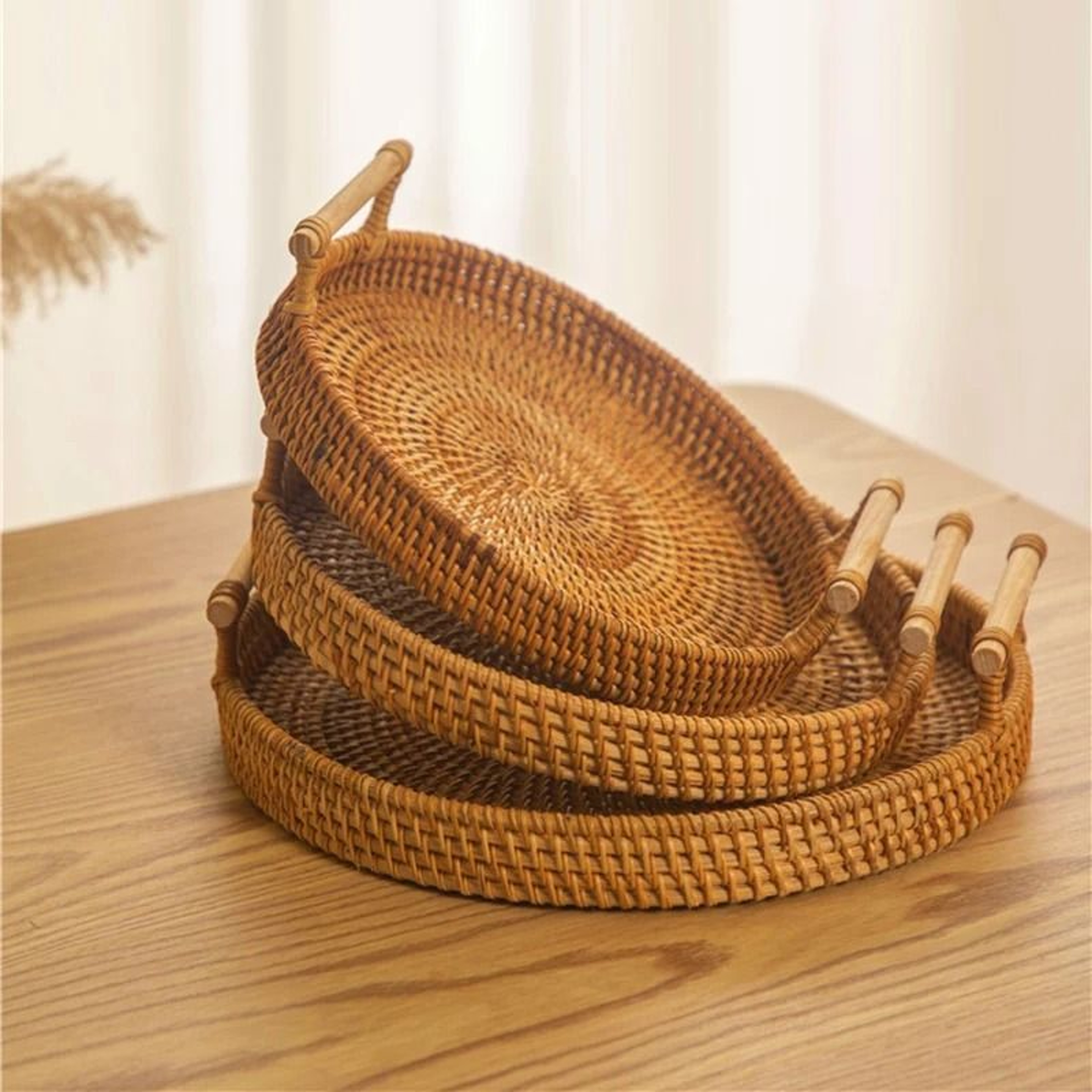 Woven Rattan Round Storage Basket Tray With Strap Handle For Snacks And Picnic 1