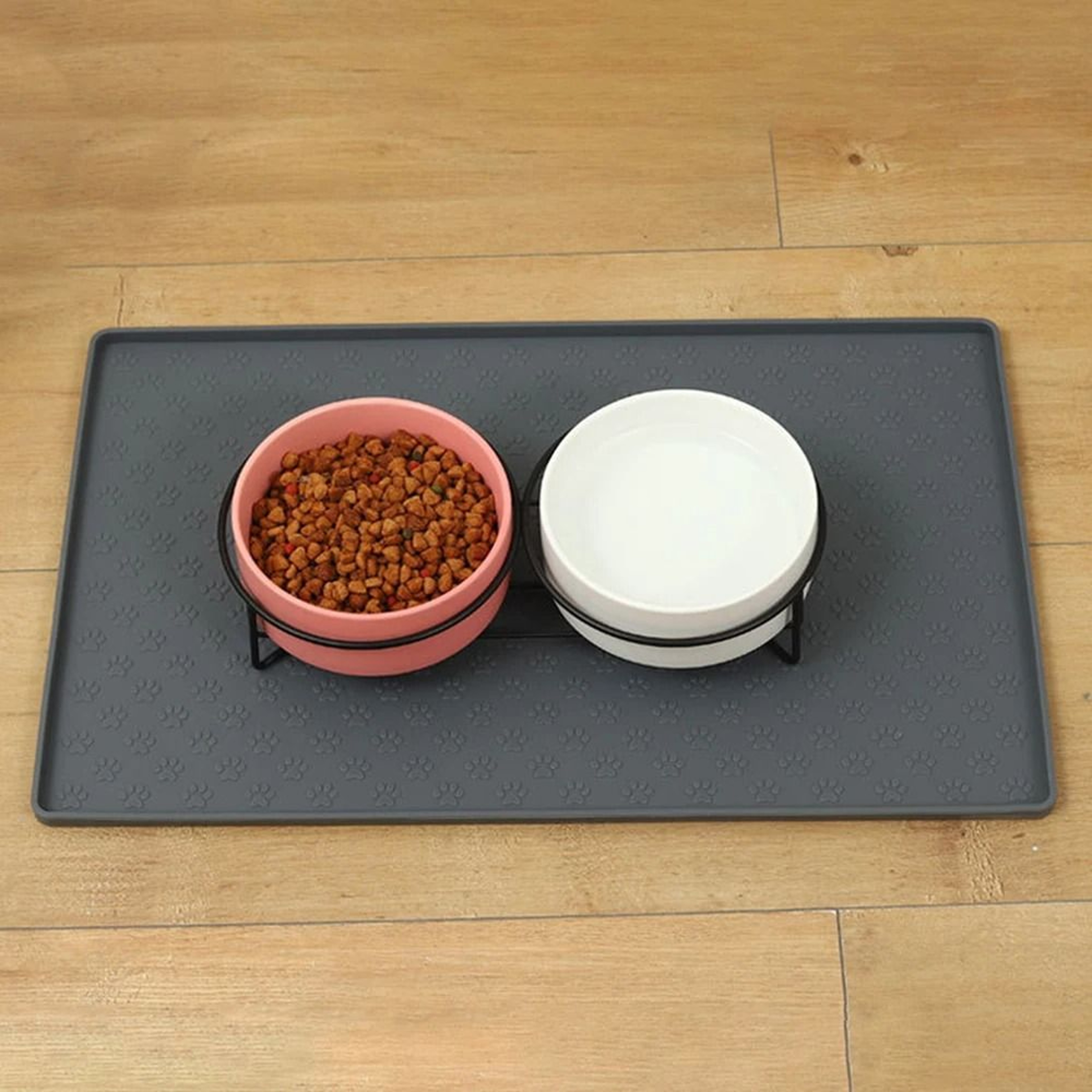 Silicone Pet Feeding Mat Paw Print Spill Proof Non Slip Food Bowl Placemat For Cats And Dogs 6