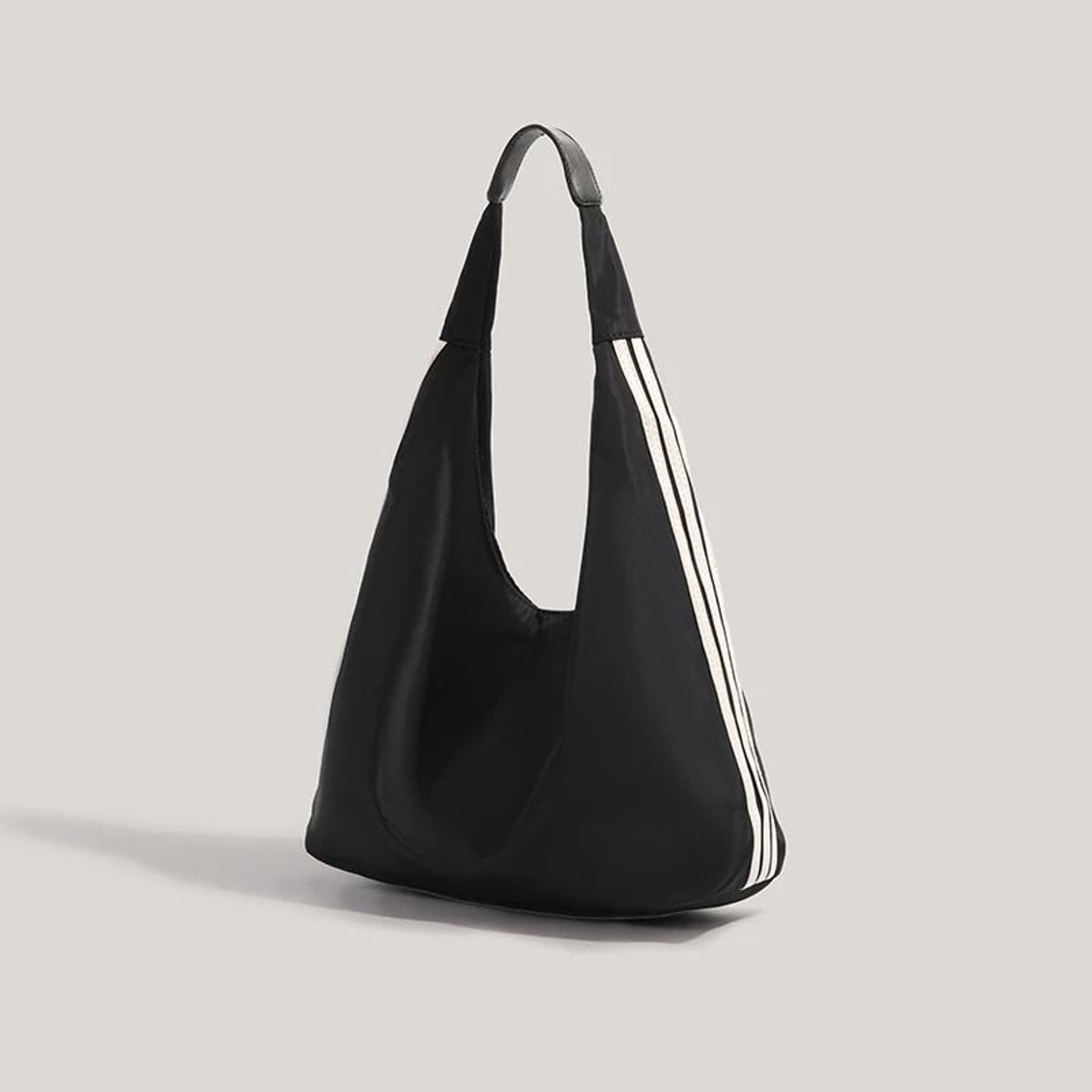 Personalized Versatile Nylon LargeCapacity Casual Bag 0