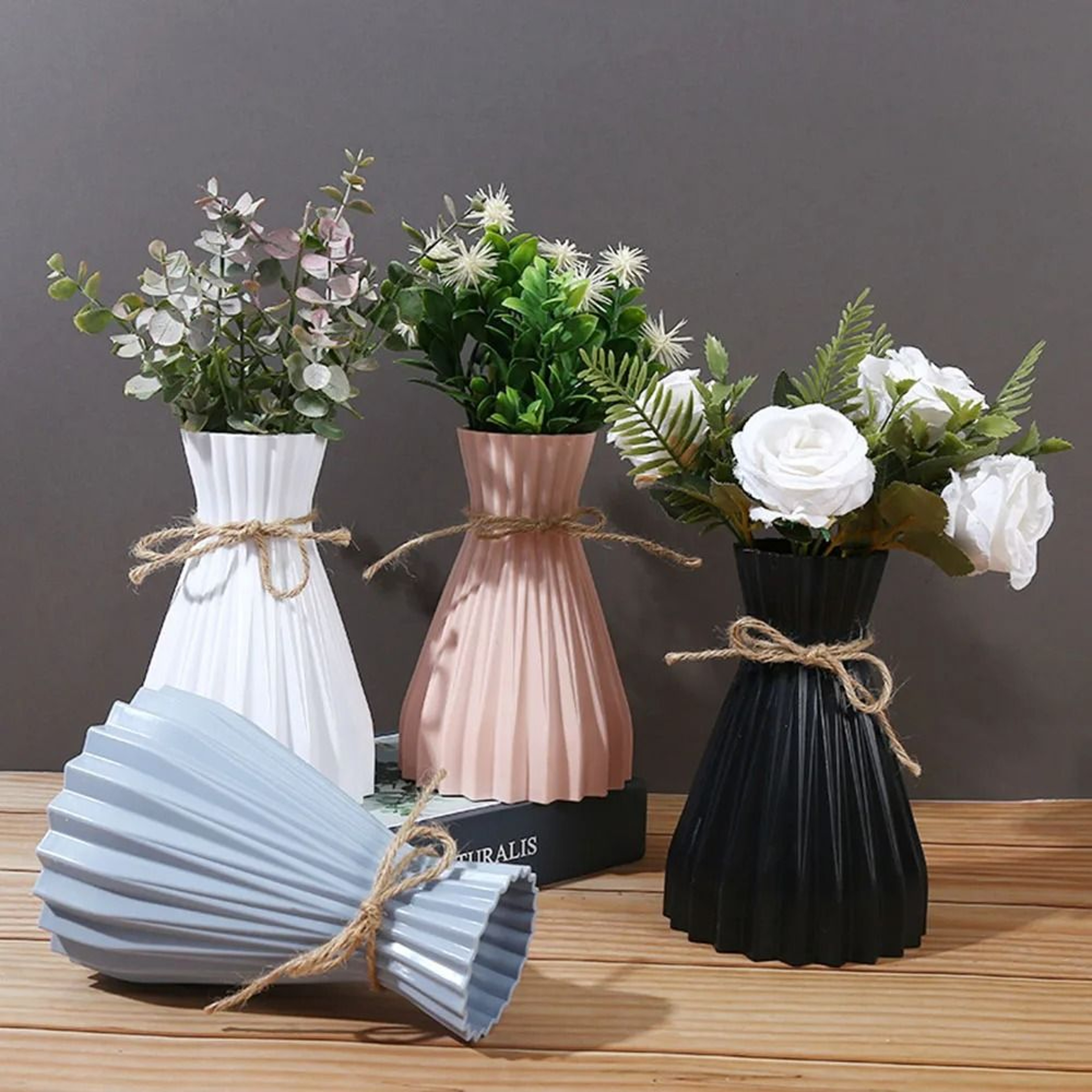 Modern Origami Style Plastic Pleated Flower Vase 2