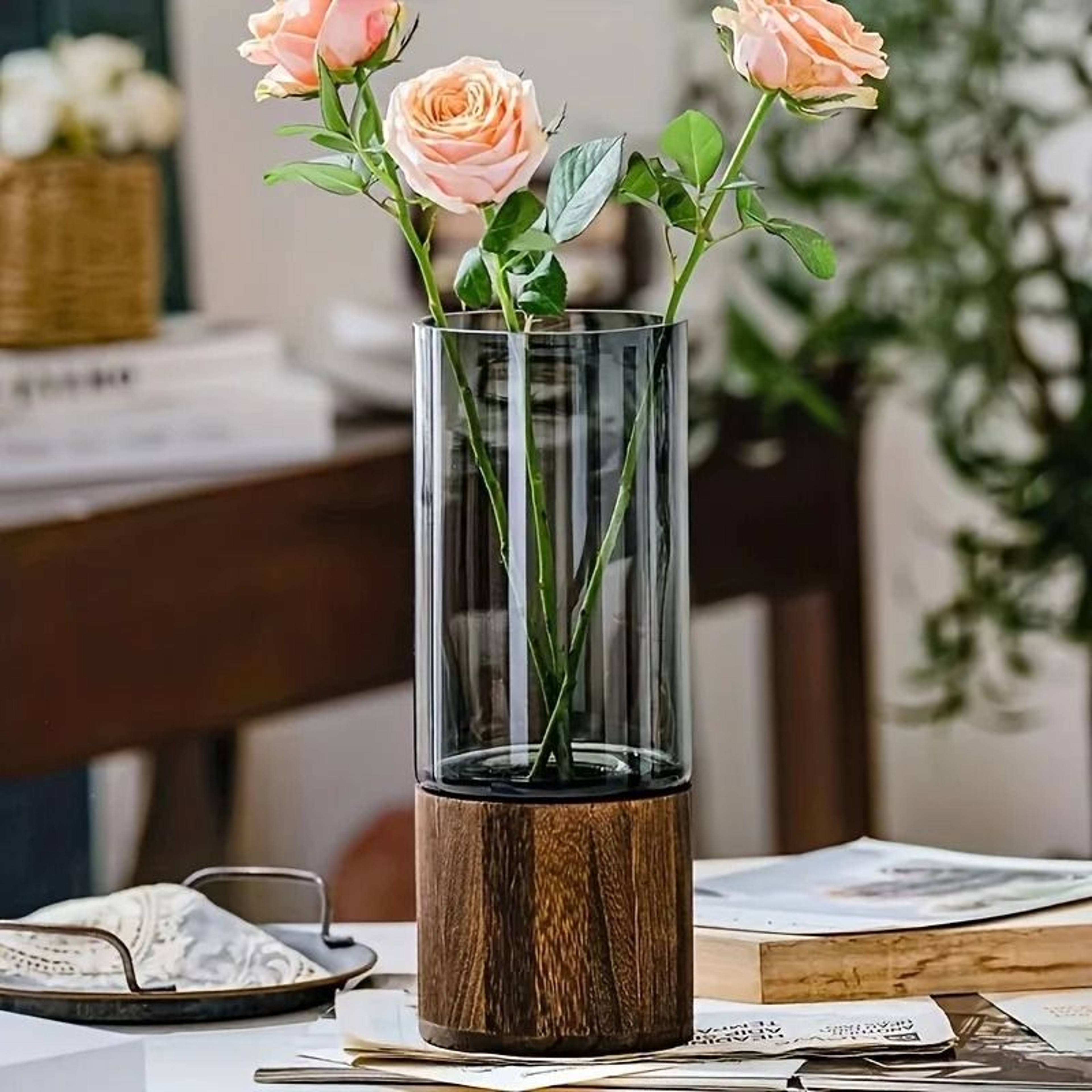 Light Luxury Simple Retro Glass Vase 0