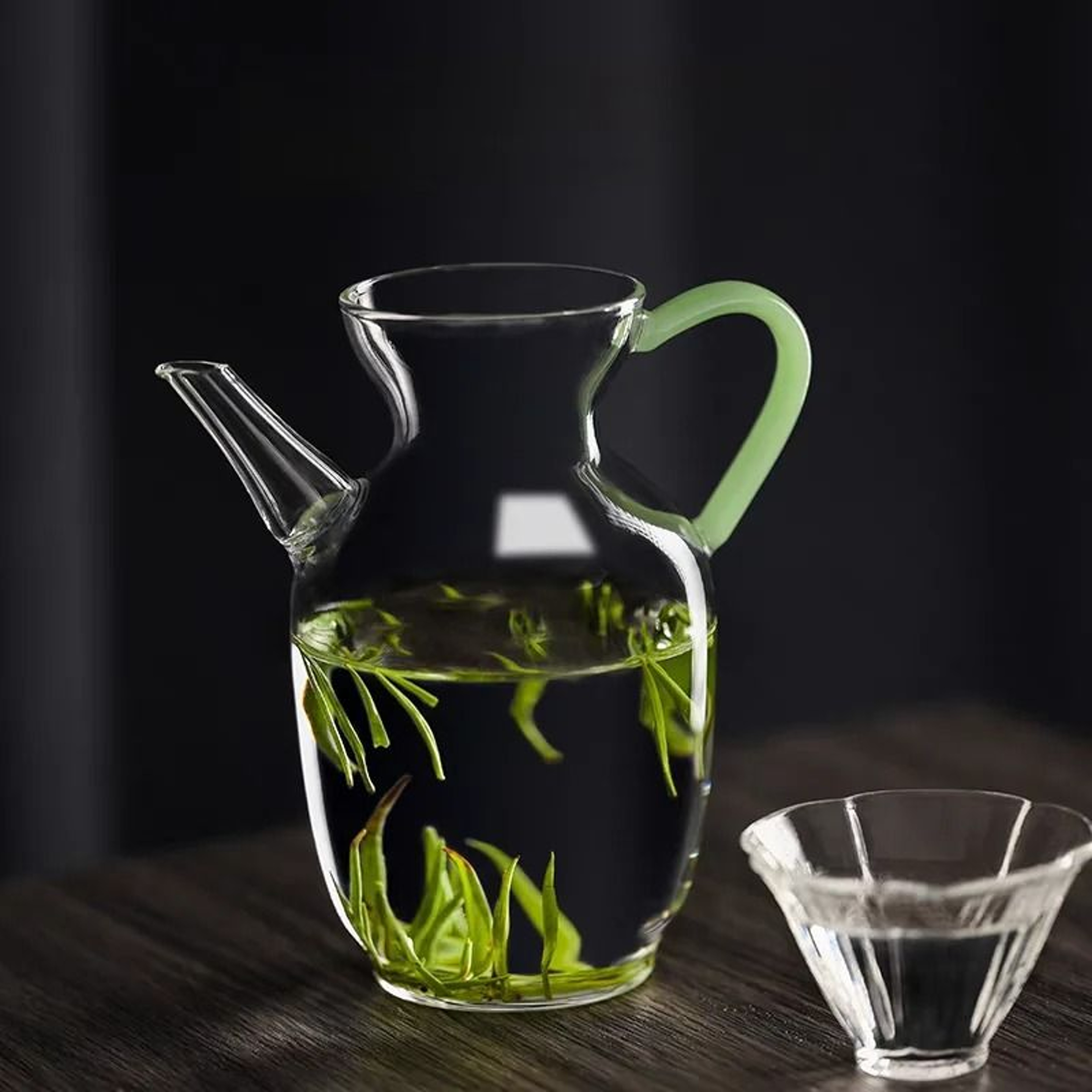 Heat Resistant Glass Teapot With Imitation Jade Handle And Vintage Song Style Design 5