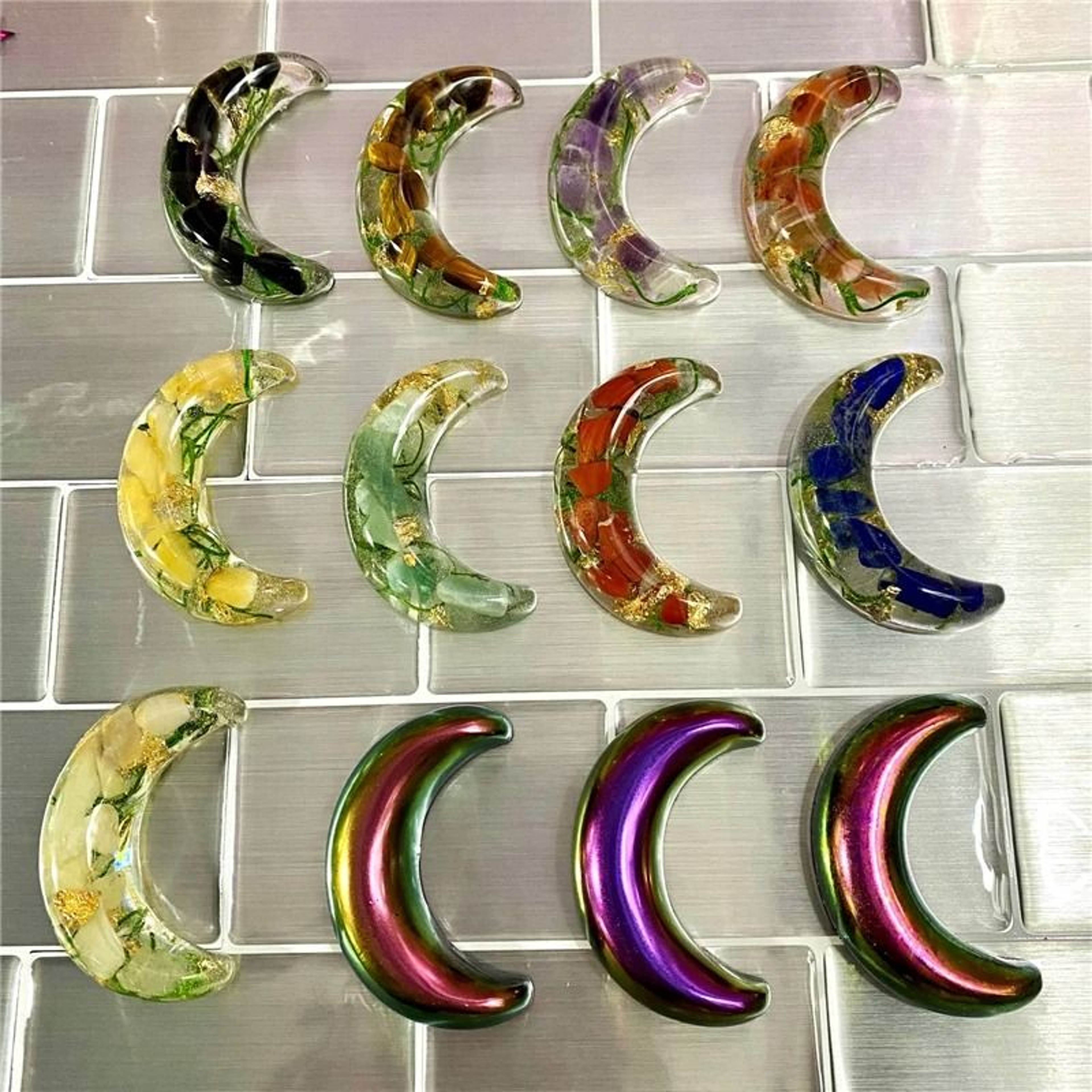 Crescent Moon Silicone Chocolate And Pastry Mold 18 Cavity DIY Dessert Decorating Tool 5