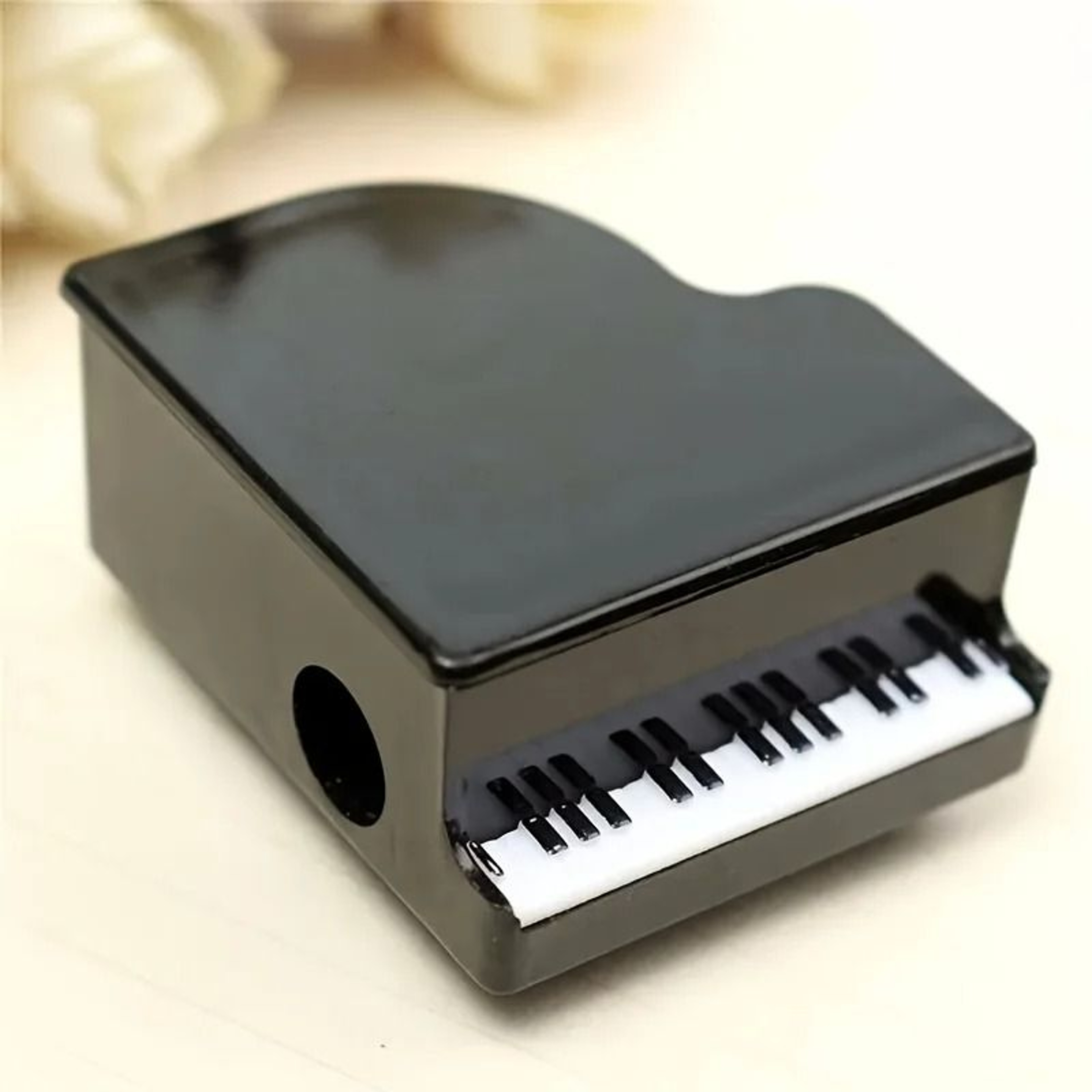 Piano Shaped Pencil Sharpener And Creative Music Stationery Hardware 6