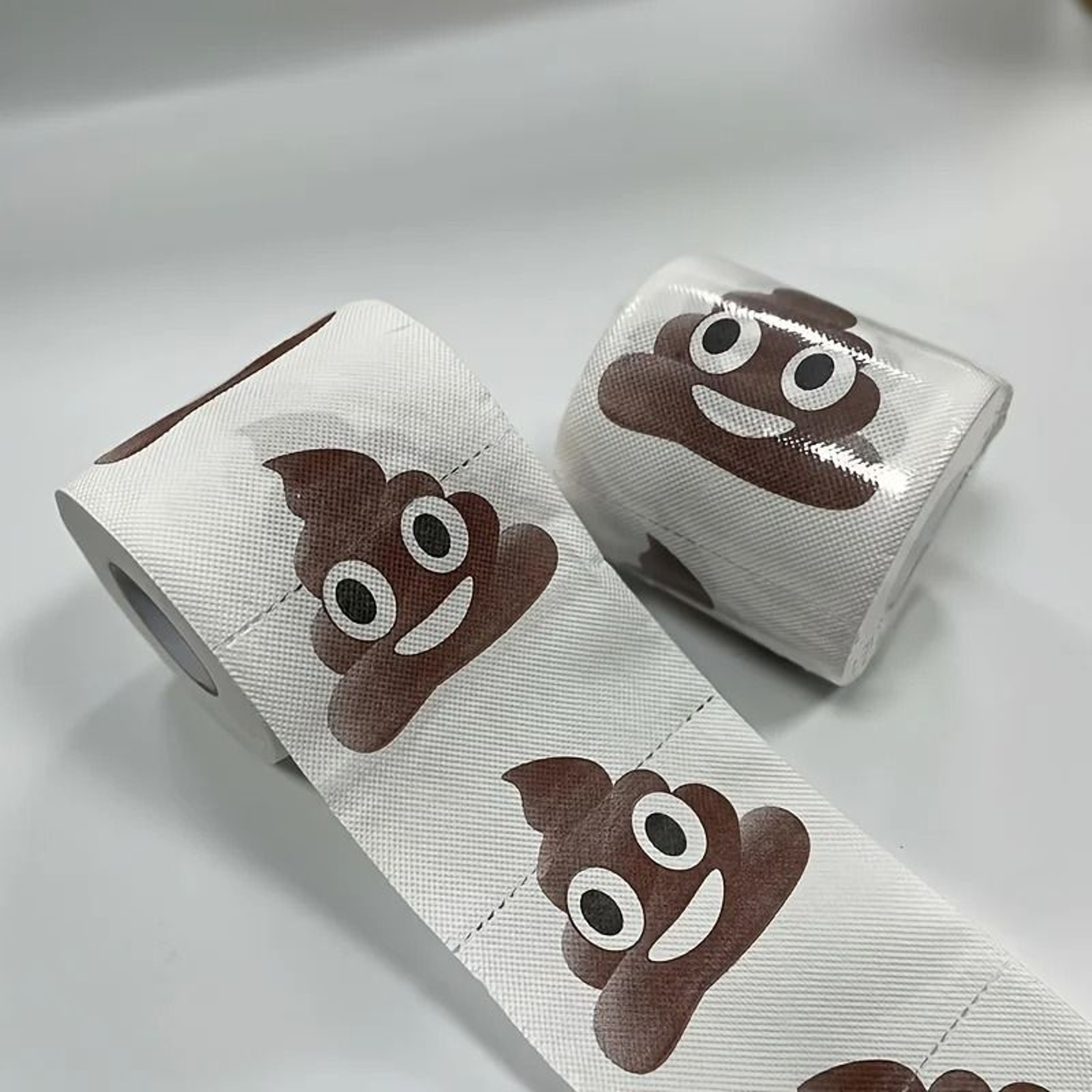 Fun Patterned Toilet Paper Roll And Industrial Grade 3 Layer Specialized Hygiene Hardware 0