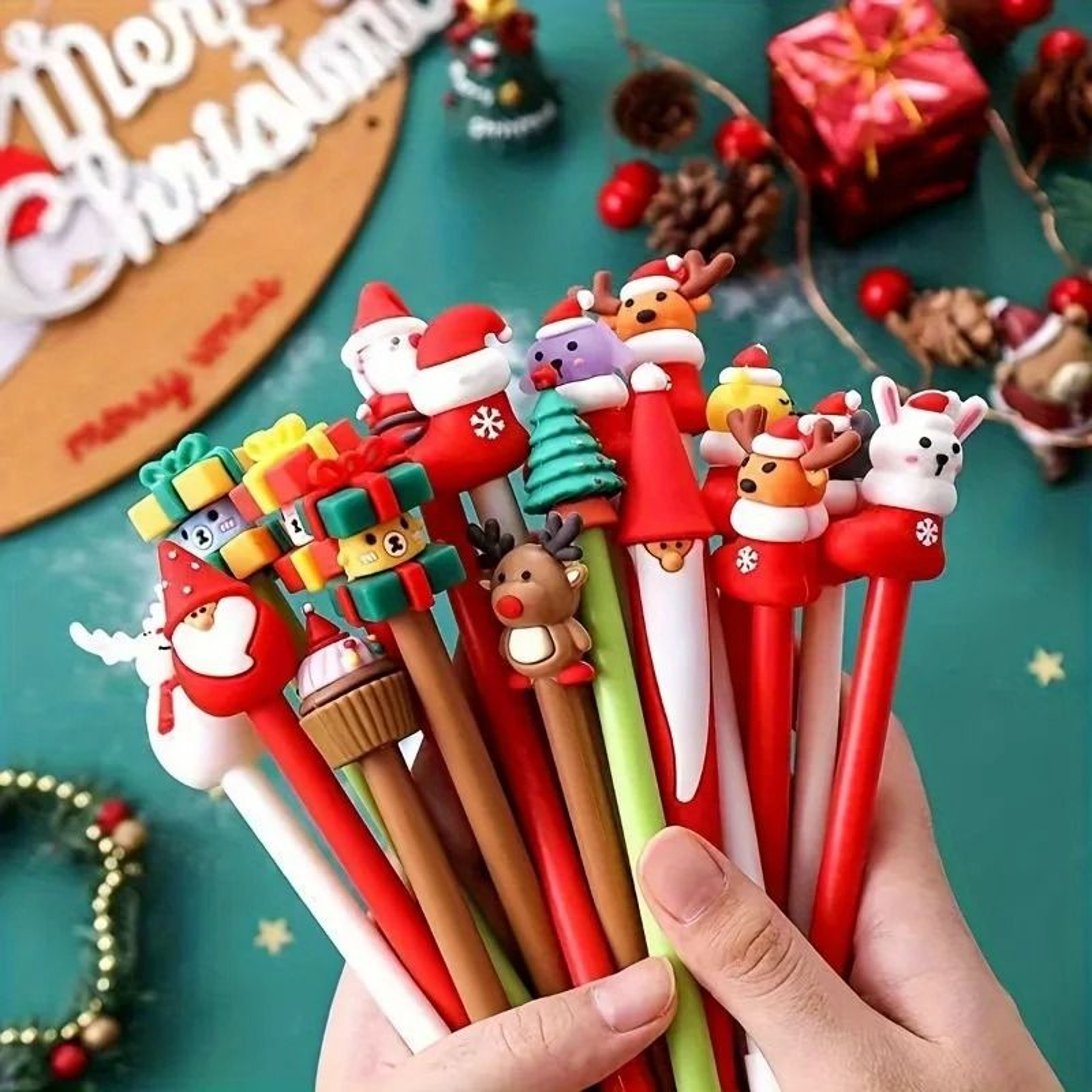 Festive Holiday Christmas Ballpoint Pen Set 6