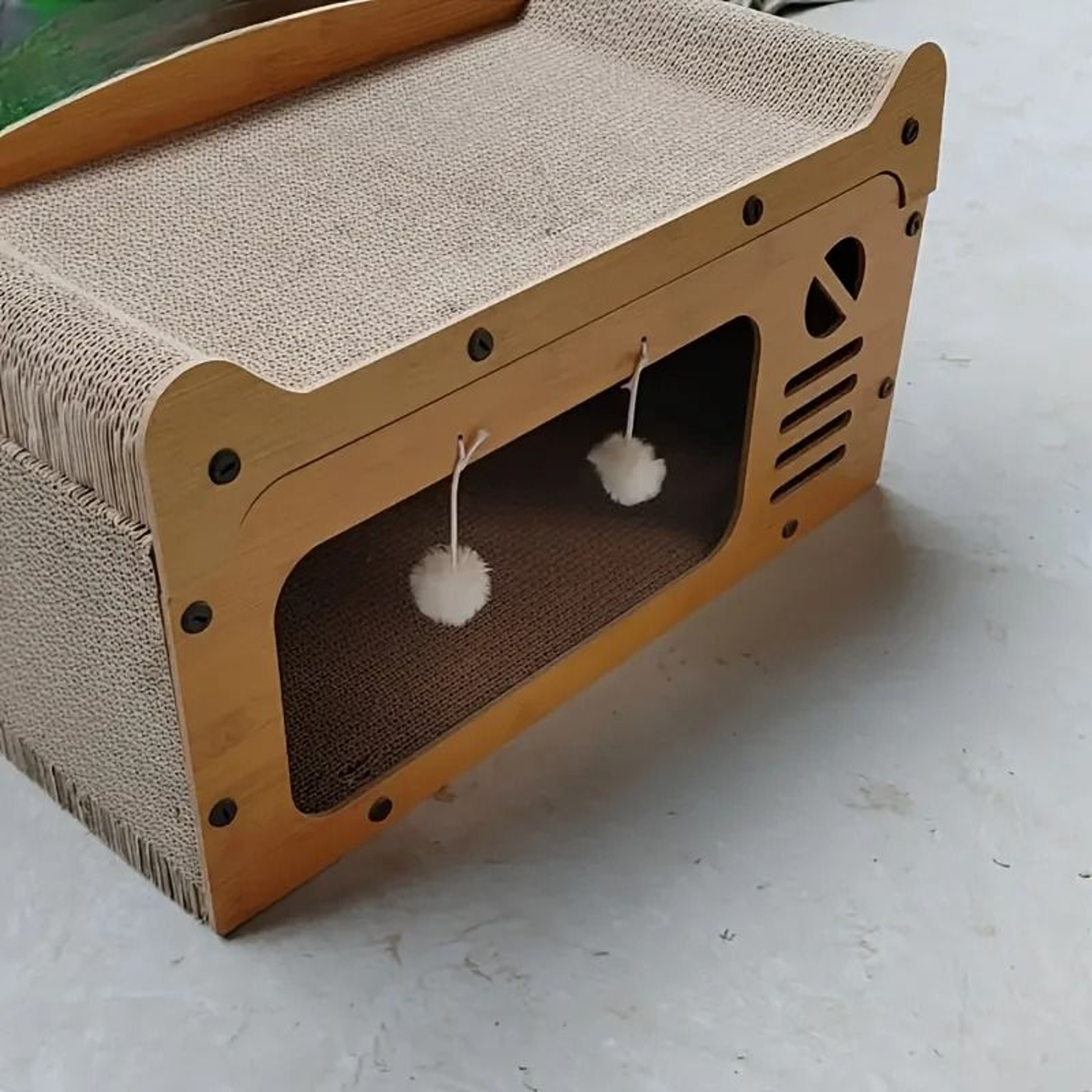 Luxury Cat Scratch Sofa With Durable Cardboard Nest And Interactive Toys 2